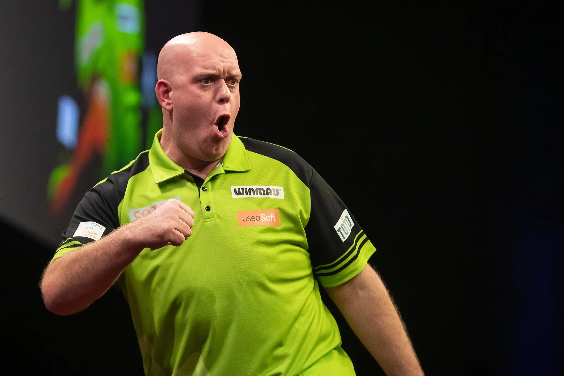 Van Gerwen zieht bequem an Van den Bergh vorbei, Price gewinnt dank eines Average von fast 116 (!)