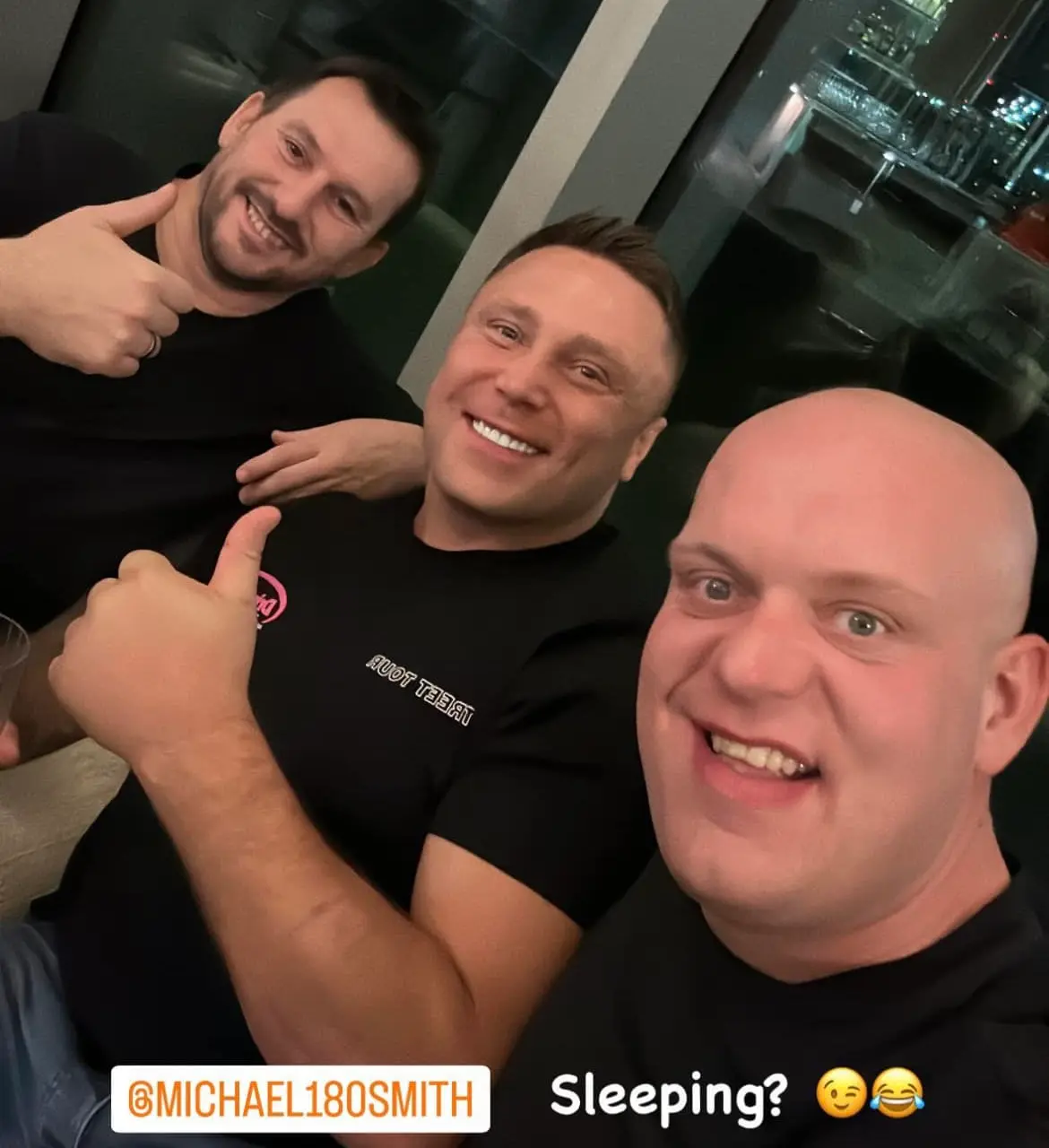 Van Gerwen, Price und Clayton verspotten Smith nach seinem enttäuschenden letzten Abend in der Premier League Darts: "Bist du schon im Bett?"