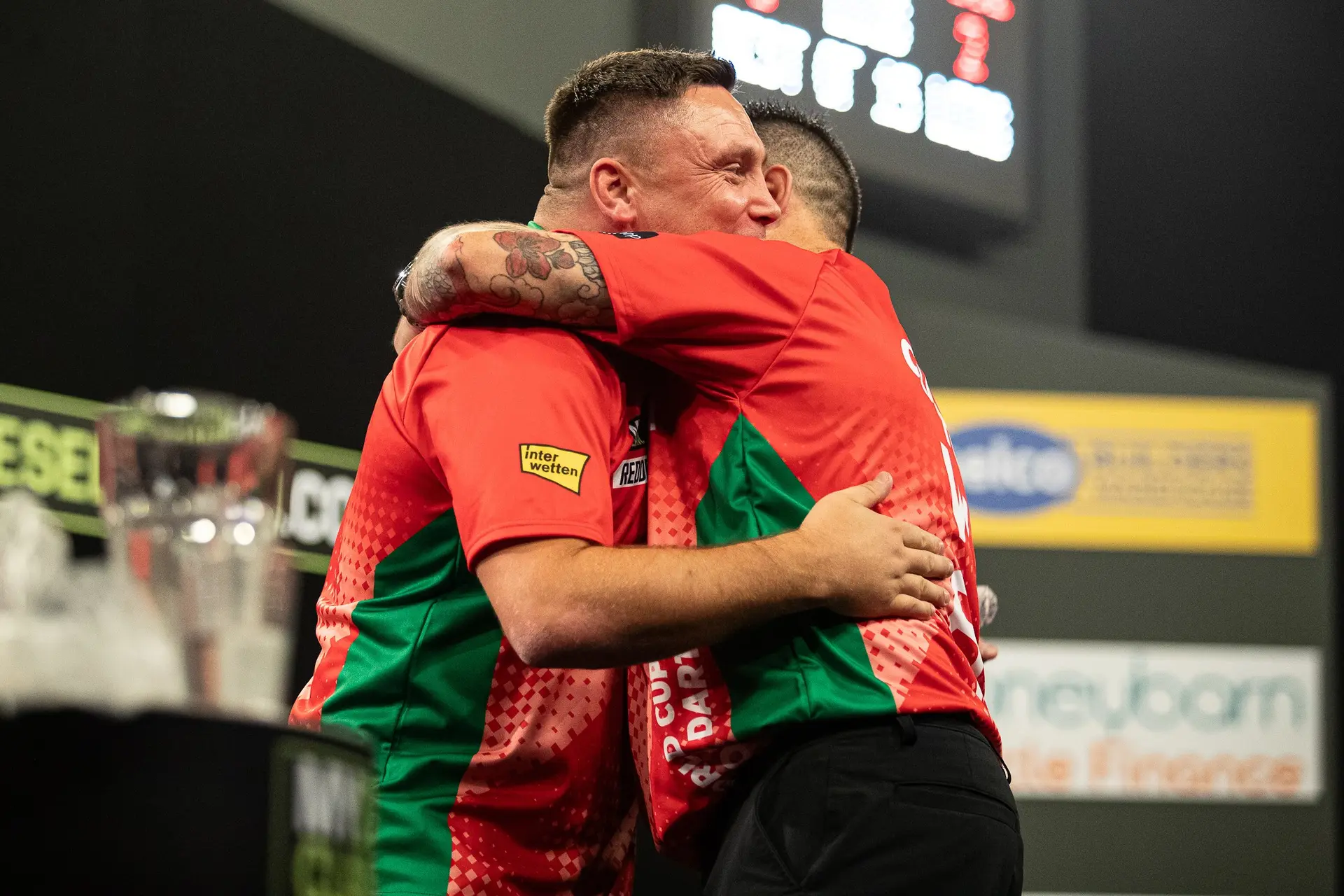 Wales steht nach engem Match gegen Belgien im Finale des World Cup of Darts