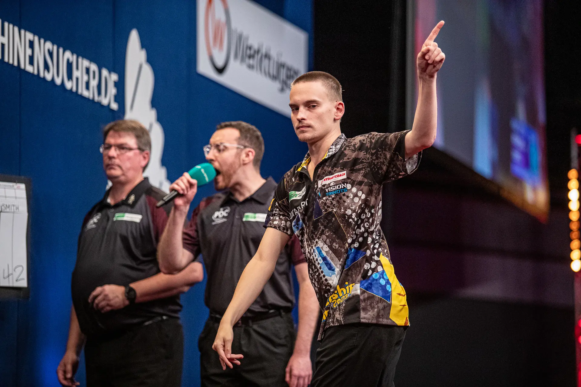 Ricardo Pietreczko erreicht die zweite Runde der Players Championship 29; Michael van Gerwen, Gary Anderson und zwei weitere gesetzte Spieler bereits ausgeschieden