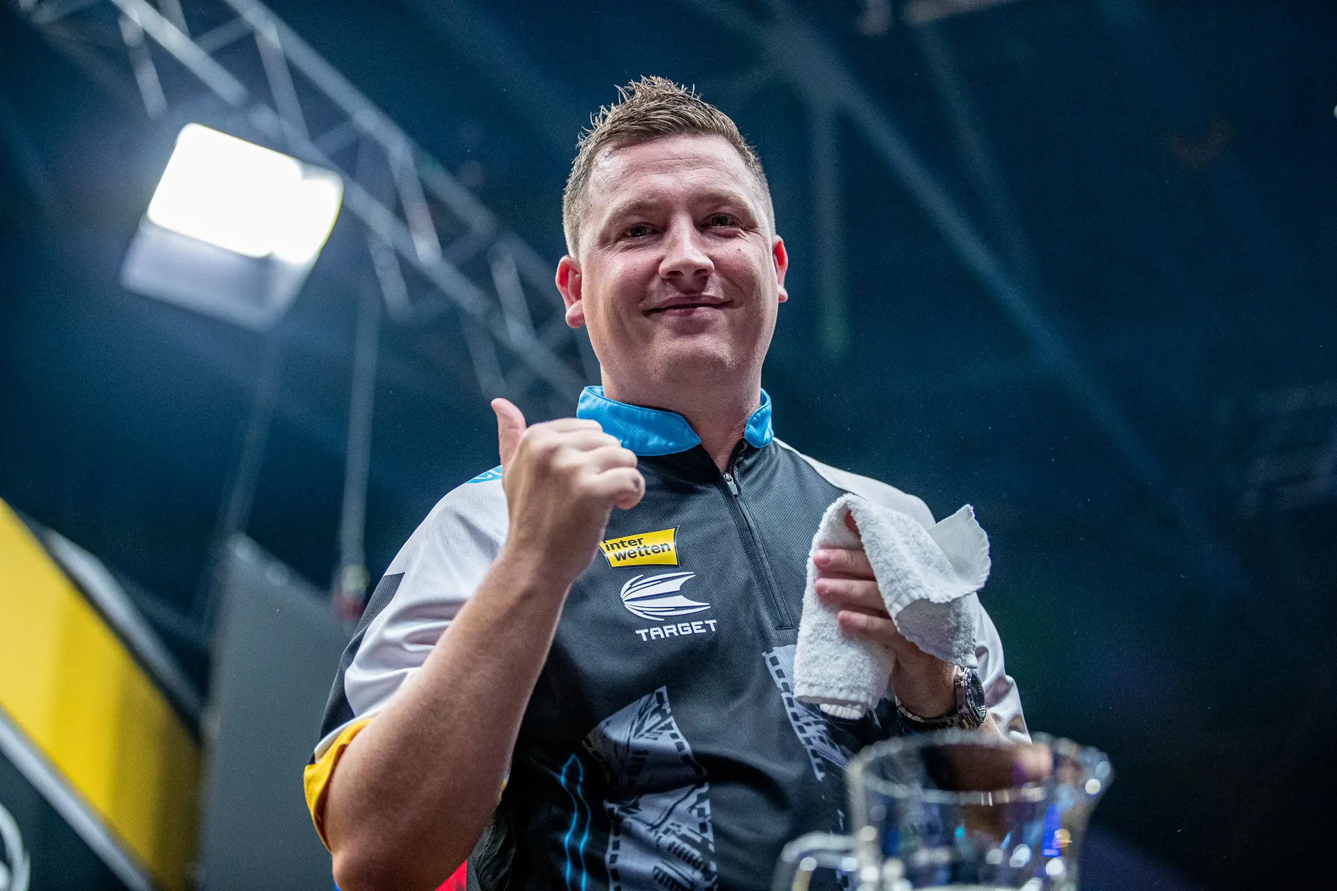 Chris Dobey erster Viertelfinalist bei der European Championship nach tollem englischen Showdown