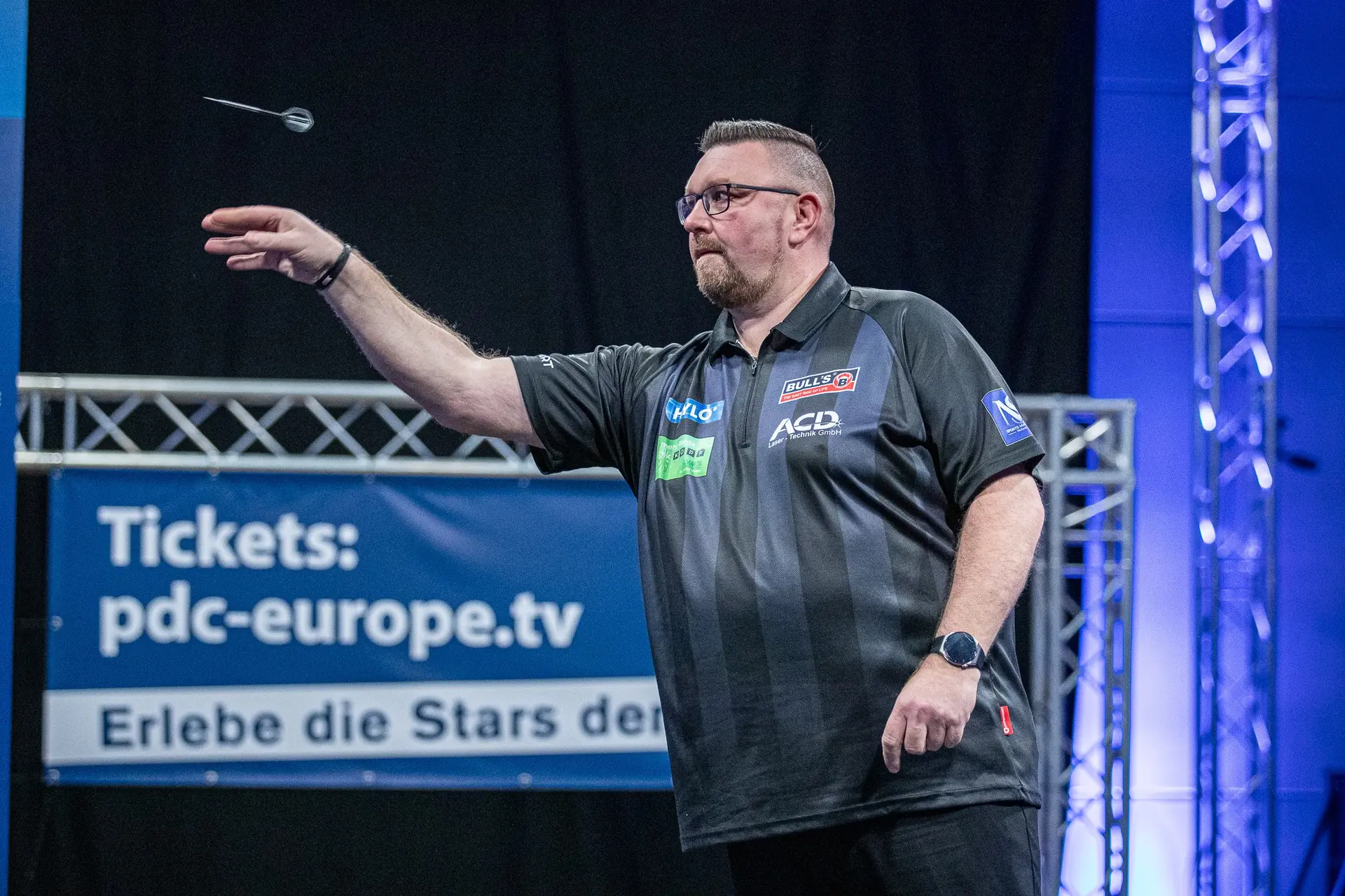 Dragutin zieht auf Kosten von Nico Kurz in das Halbfinale der Europe Super League ein und trifft dort auf Lukas Wenig