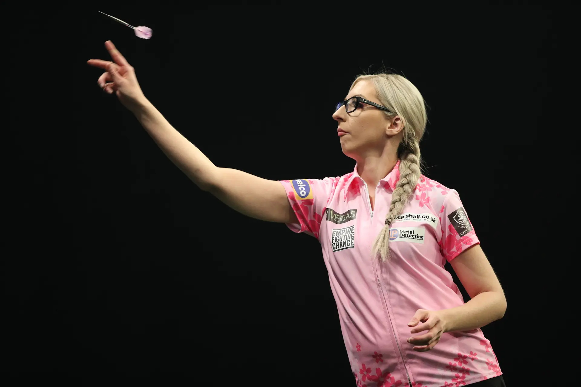 "Es wäre wirklich schön, wenn sich zwei Frauen durchsetzen würden" - Fallon Sherrock setzt auf Mikuru Suzuki, um den Meilenstein der Darts-WM zu gewinnen