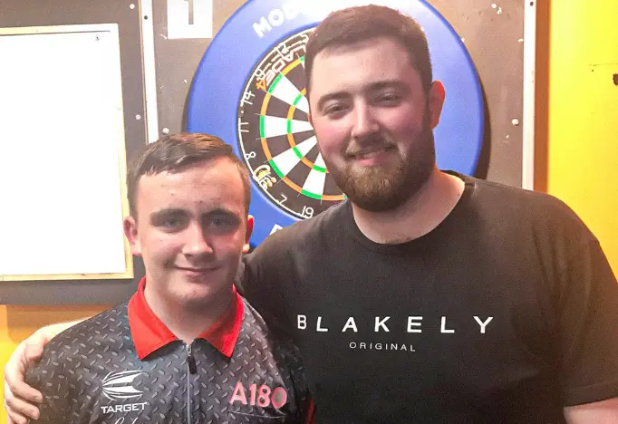 Luke Humphries und Luke Littler lernten sich vor einigen Jahren kennen: ''Sein Vater wusste damals schon, dass er ein Superstar werden würde''