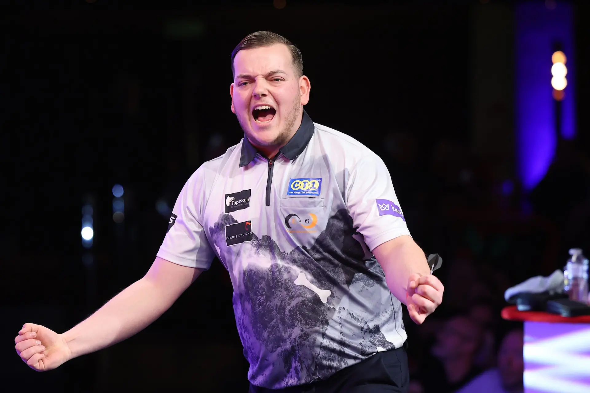 Jarno Bottenberg gewinnt Dutch Open Darts mit entscheidendem Satzgewinn gegen Wesley Plaisier und kehrt nach Lakeside zurück