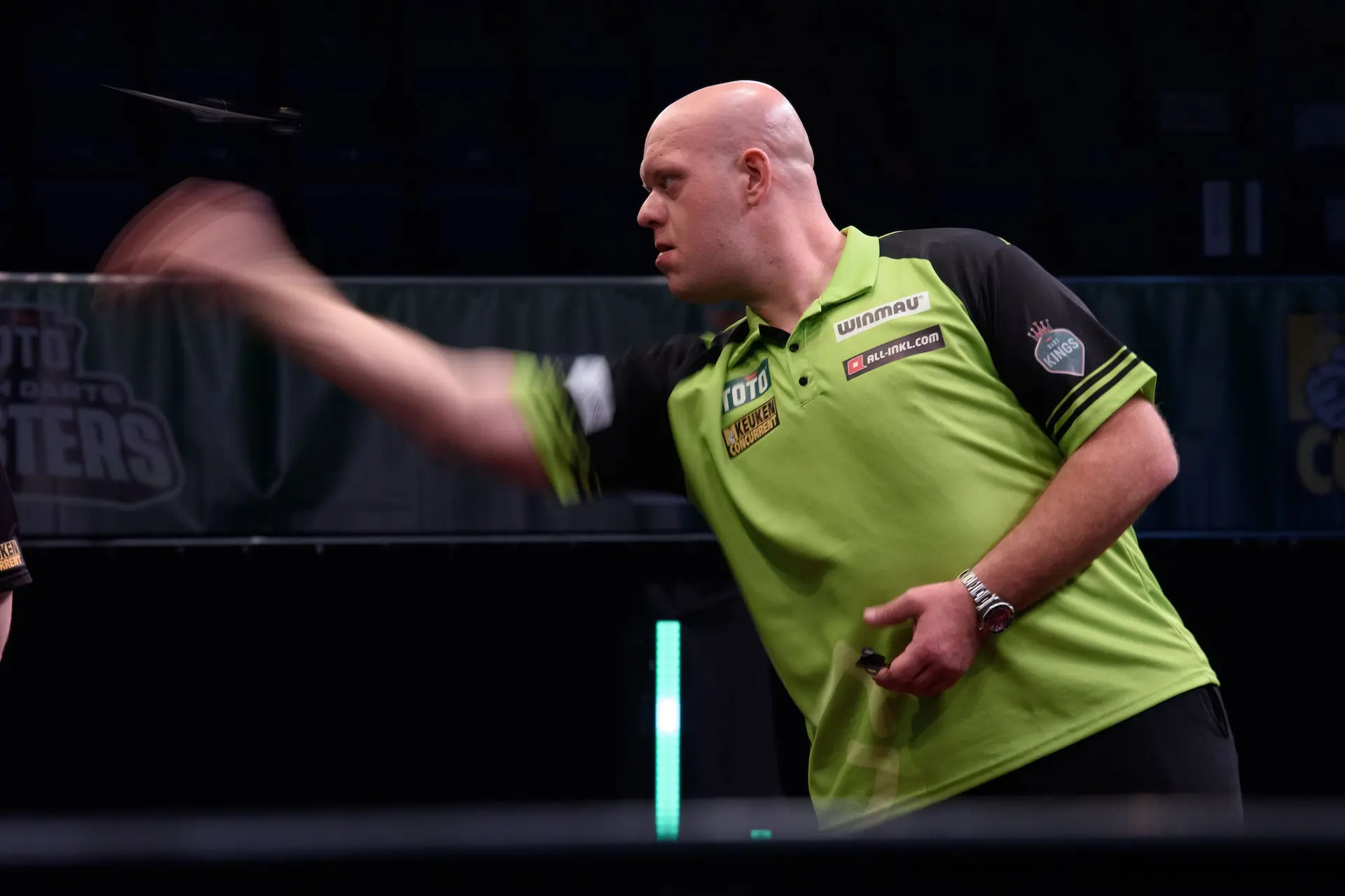 Tabelle der Premier League Darts 2024: Van Gerwen setzt sich nach zweitem wöchentlichen Titel in Folge ab