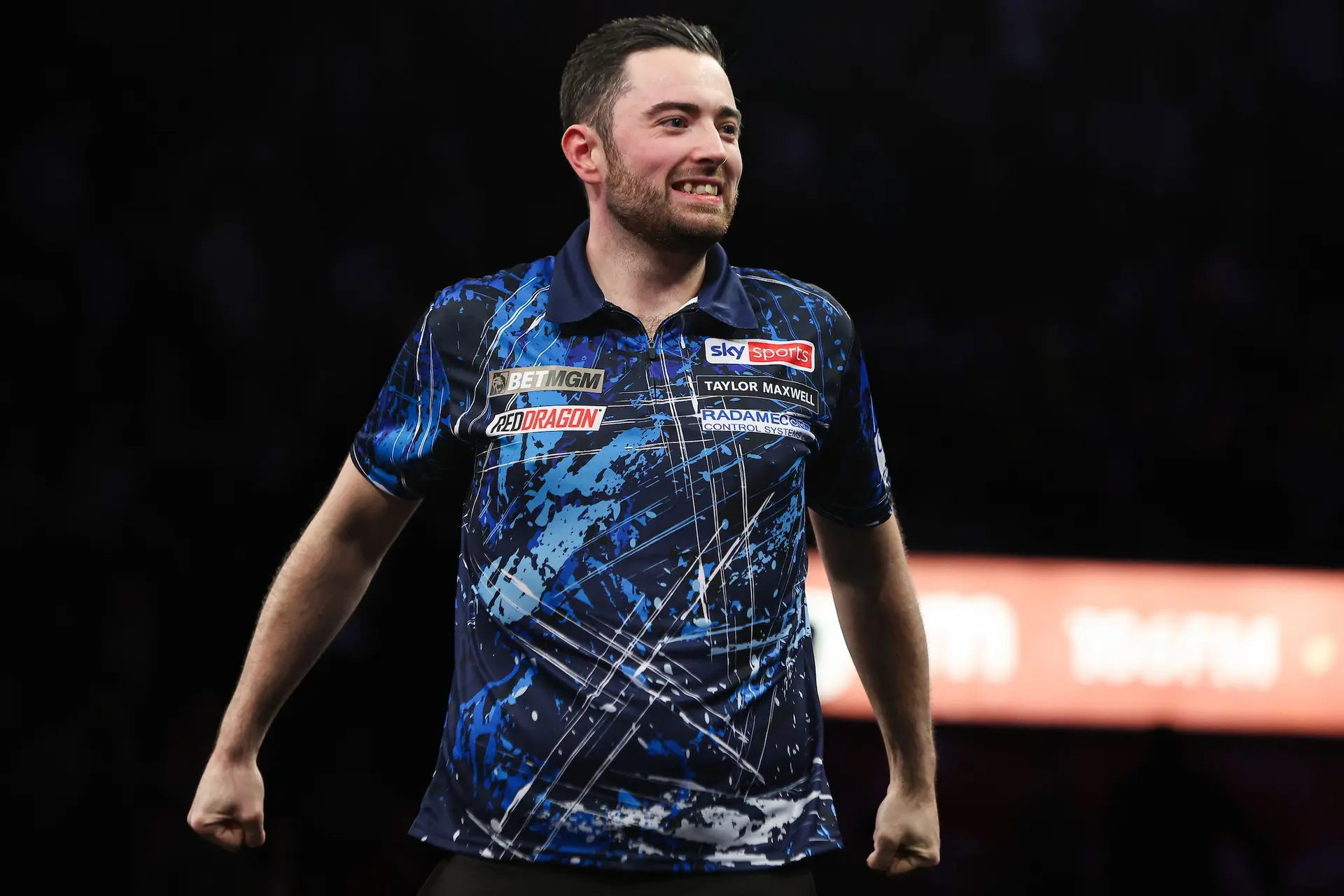 Luke Humphries erreicht spektakulär die dritte Runde in München; Gerwyn Price besiegt Peter Wright