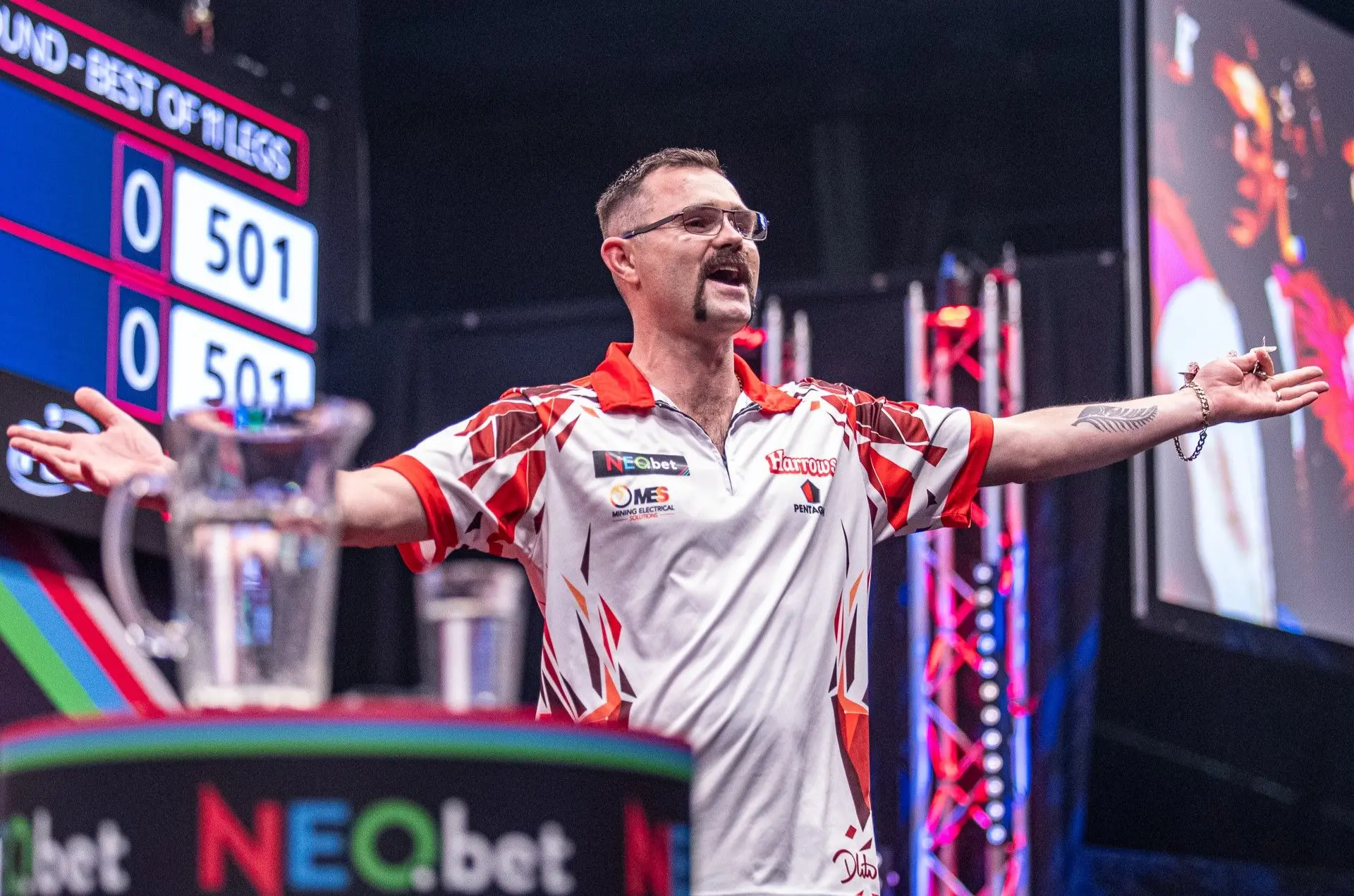Ross Smith, Ryan Searle und Damon Heta erreichen die Runde der letzten 32 bei den International Darts Open
