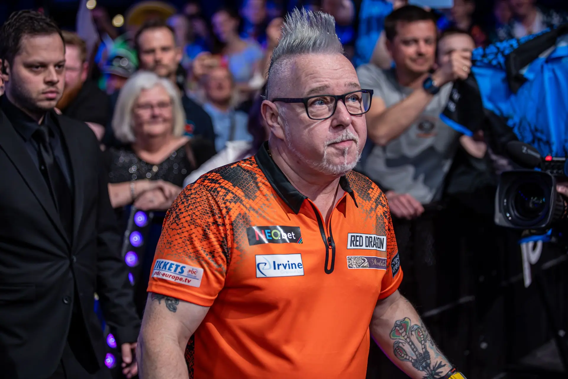"Das ist doch nicht mehr normal" - Gian van Veen über die Anzahl der verschiedene Darts Peter Wrights in diesem Jahr