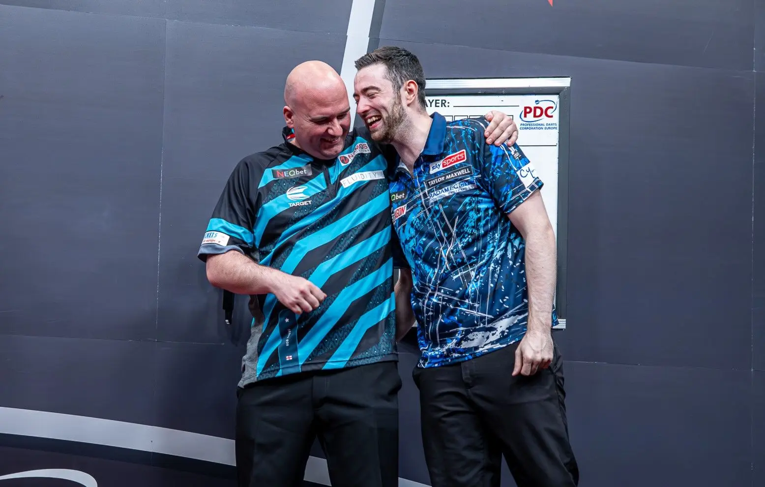 ''Ich werde ihn definitiv nicht lecken'' - Rob Cross beruhigt seinen kommenden Gegner nach Wades "Leckattacke"