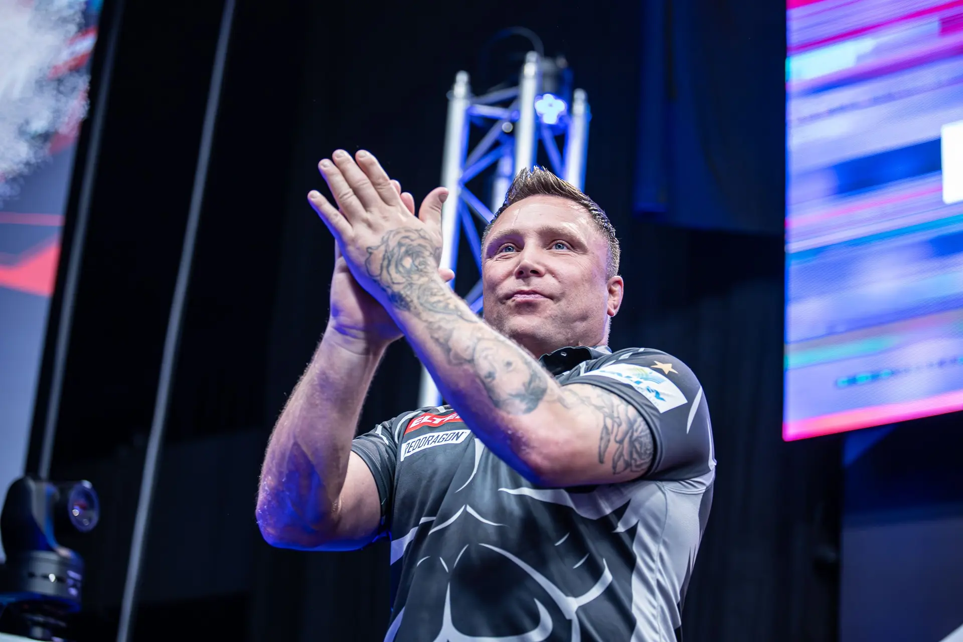 "Sie sollten ihre Chancen nutzen, solange sie noch können, denn wenn ich meine Chancen nutze, werden die Dinge anders sein" - Gerwyn Price hofft auf Pokal-Gewinn