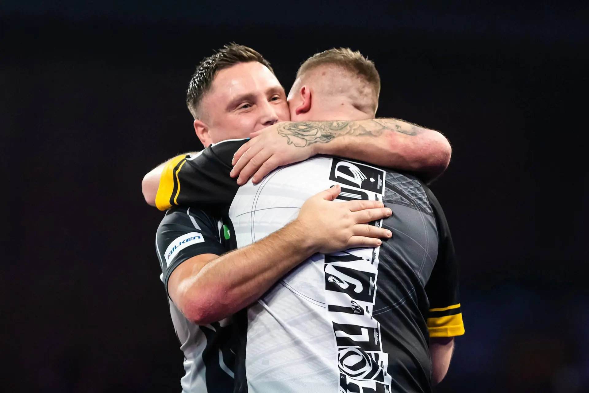 Spielplan Premier League Darts 2025 Liverpool: Gerwyn Price unter Druck, Stephen Bunting mit 0:8-Serie, Luke Littler trifft auf Michael van Gerwen