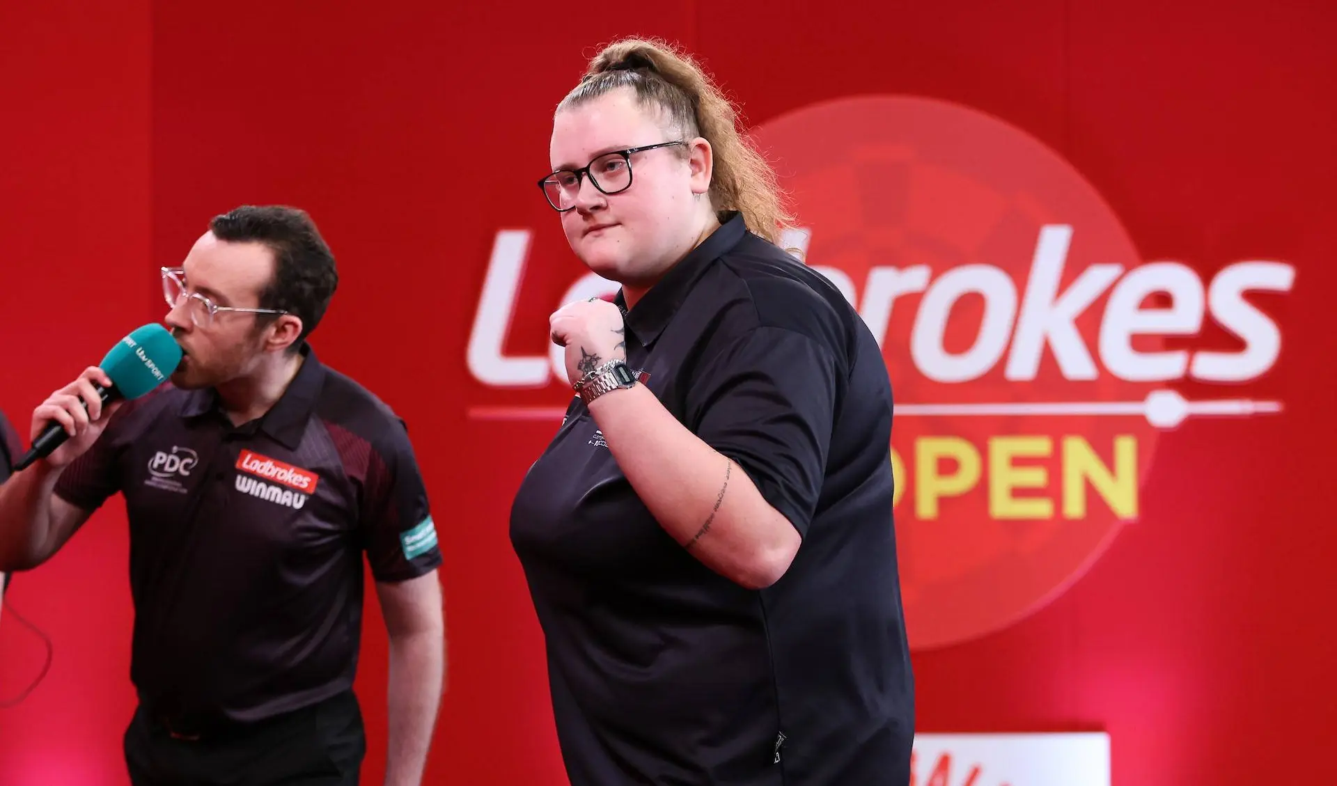 Beau Greaves könnte PDC zu harter Entscheidung zwingen, nachdem sie von der Darts WM ausgeschlossen wurde
