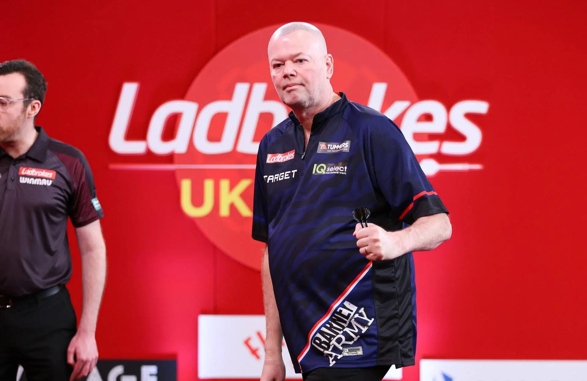 Raymond van Barneveld erreicht das Duell gegen James Wade bei den Belgian Darts Open am Samstag