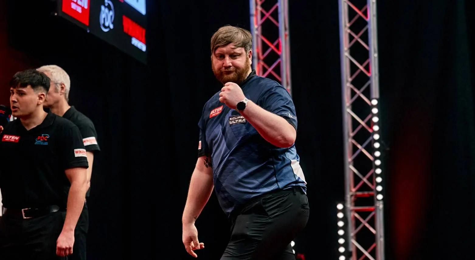"Entweder kündigen oder entlassen werden": Cameron Menzies träumt nach Ausstieg aus Klempnerberuf von Vollzeitstelle als Dartspieler