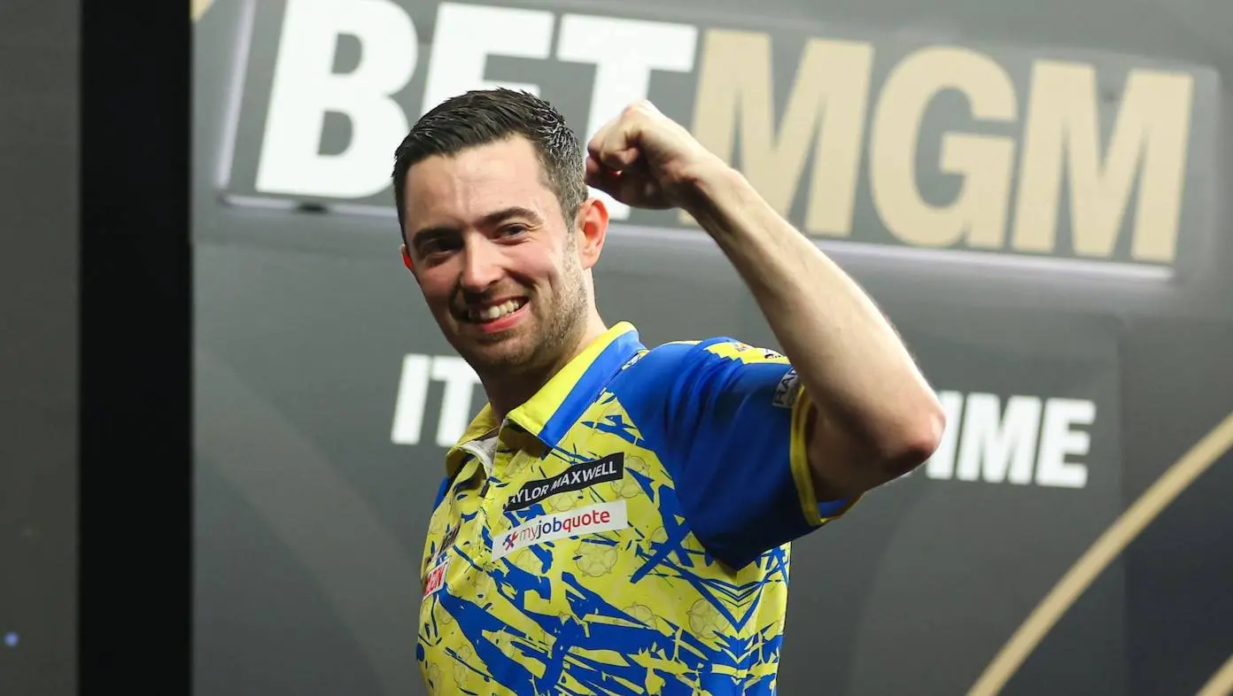 Luke Humphries schlägt Luke Littler im Finale der Premier League Darts 2025 - und sichert sich legendäre Triple Crown