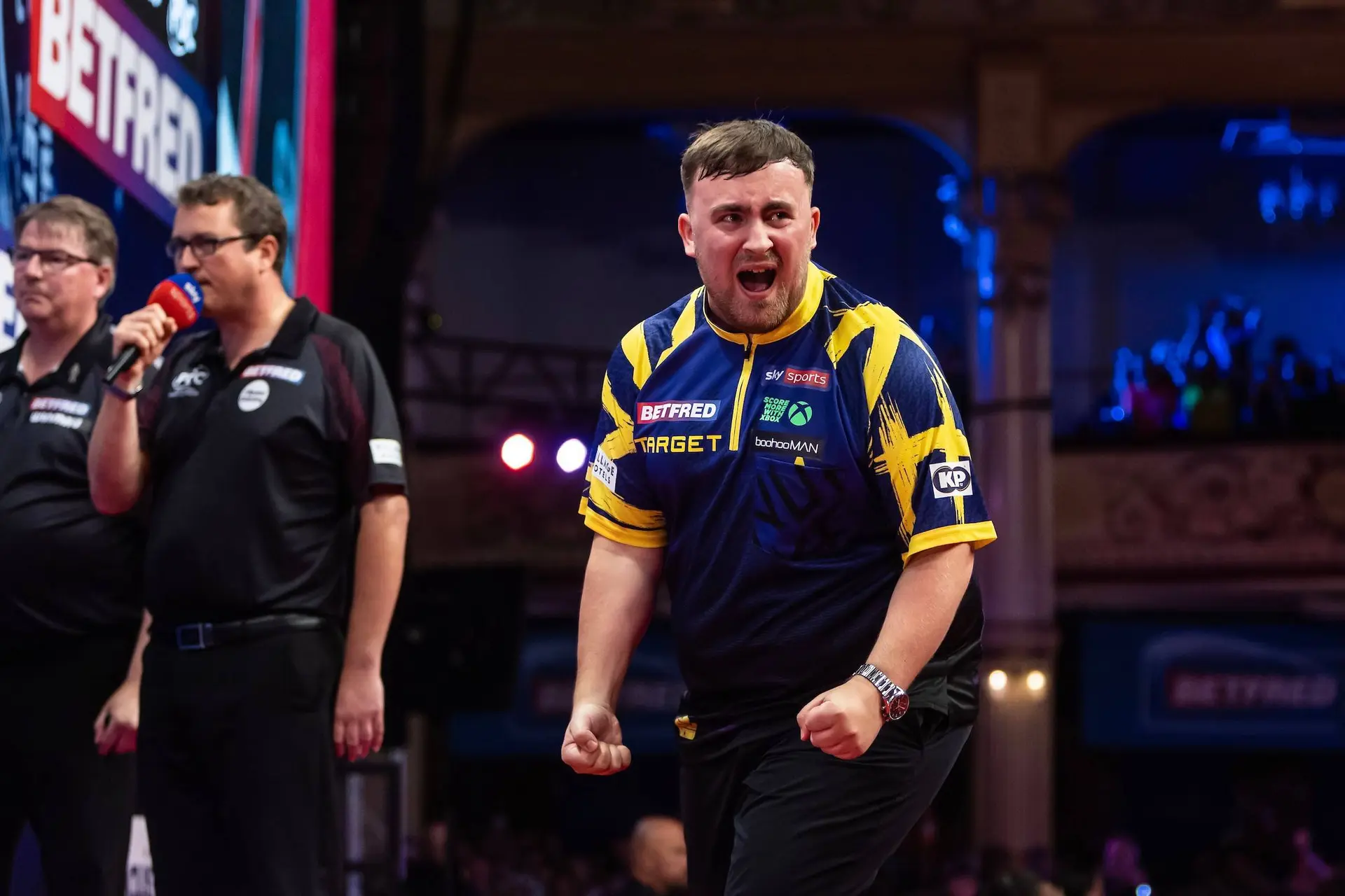 Luke Littler krönt sich zum Matchplay-Champion – und vervollständigt die legendäre Triple-Crown