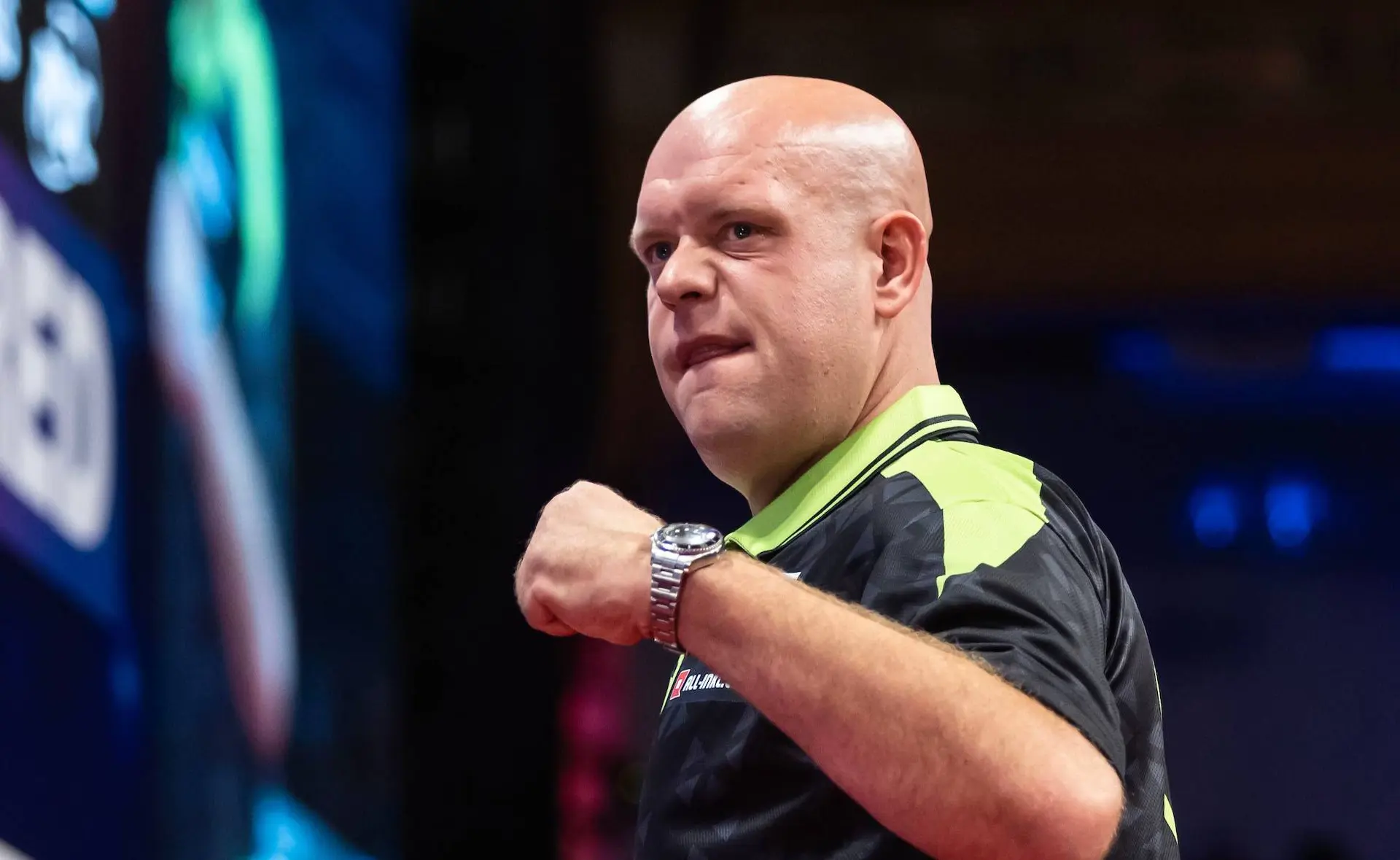 "Dartsport hört für keinen auf" - Michael van Gerwen kämpft gegen Josh Rock beim World Matchplay