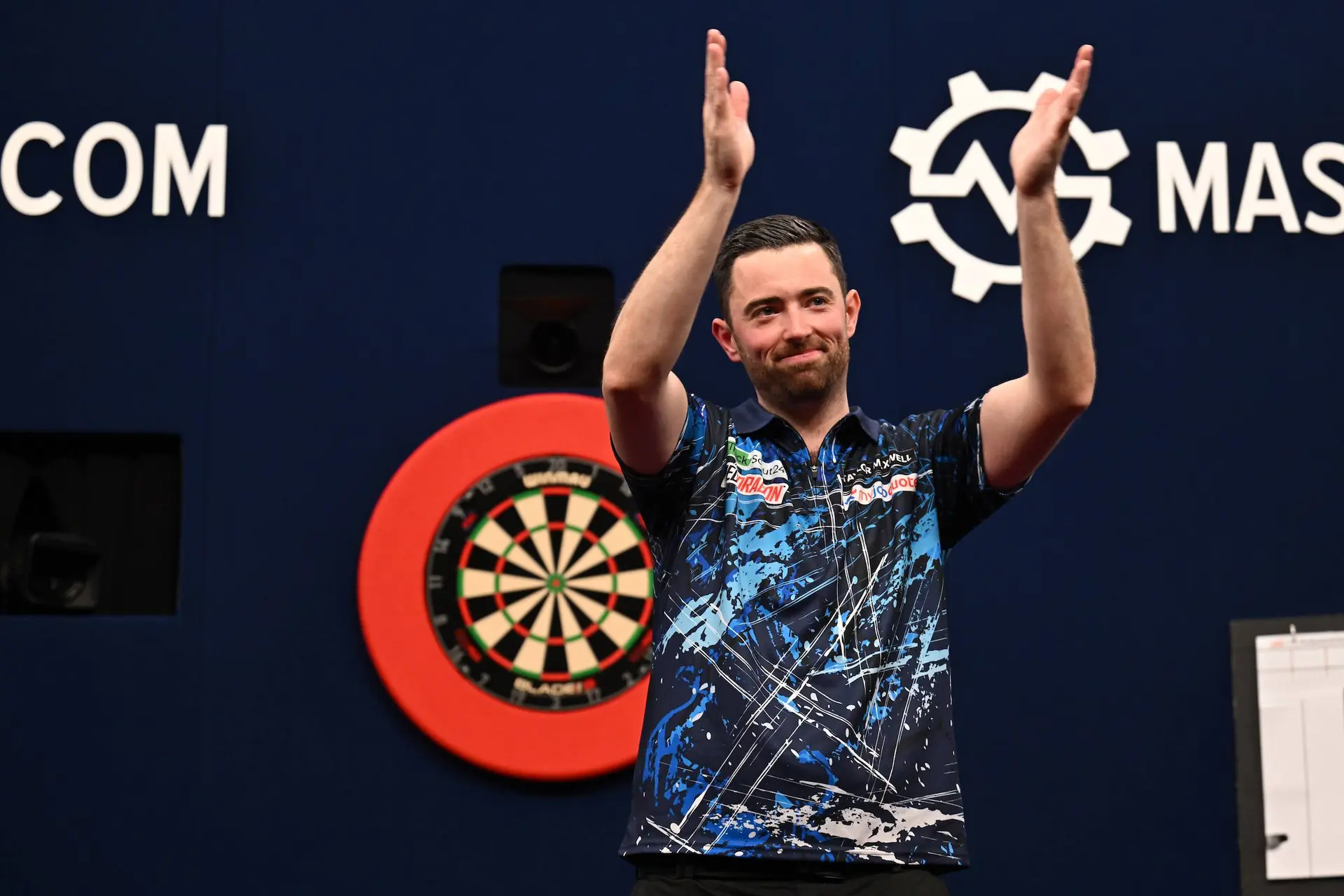 „Ich bin stolz auf Gian“ – Luke Humphries verpasst in Dortmund seinen ersten Titel bei der European Darts Championship