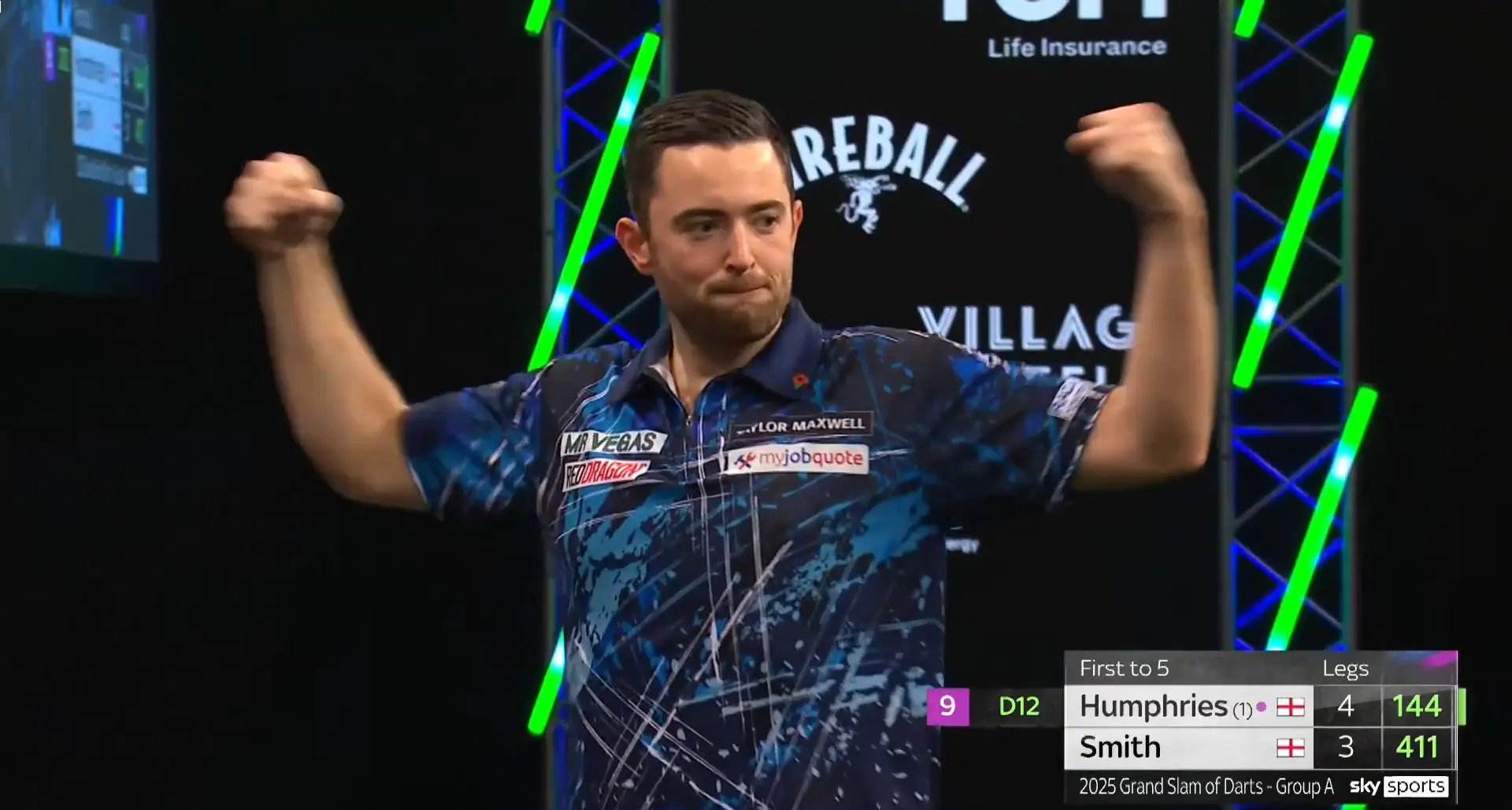 VIDEO: Luke Humphries wirft 9-Darter zum Sieg gegen Michael Smith beim Grand Slam of Darts
