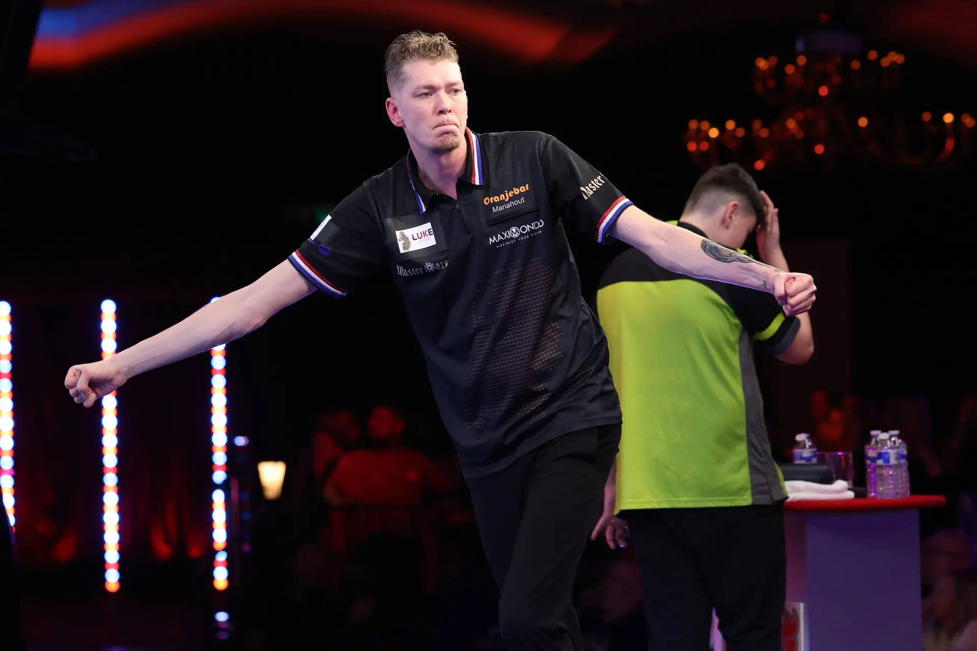 Jimmy van Schie triumphiert im Lakeside: Niederländer krönt sich gegen 15-jähriges Wunderkind zum WDF-Weltmeister