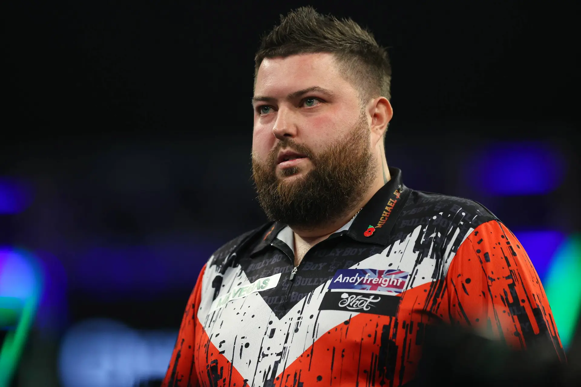 Michael Smith setzt vor WM-Start auf medizinische Hilfe – „Bully Boy“ hofft auf schmerzfreien Auftakt