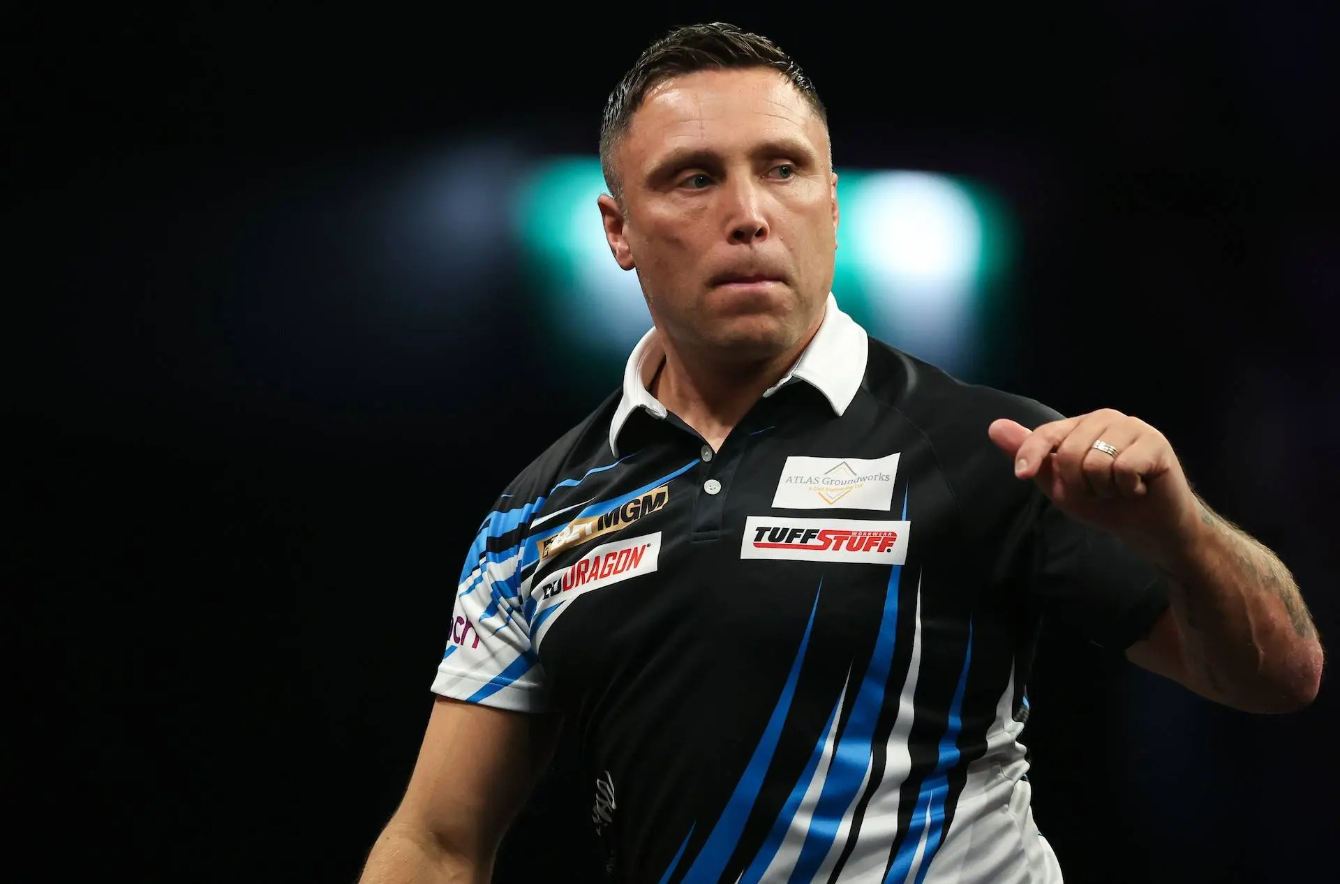 Premier League Darts unterbrochen: Price und Bunting stoppen Halbfinale wegen störendem Zuschauer