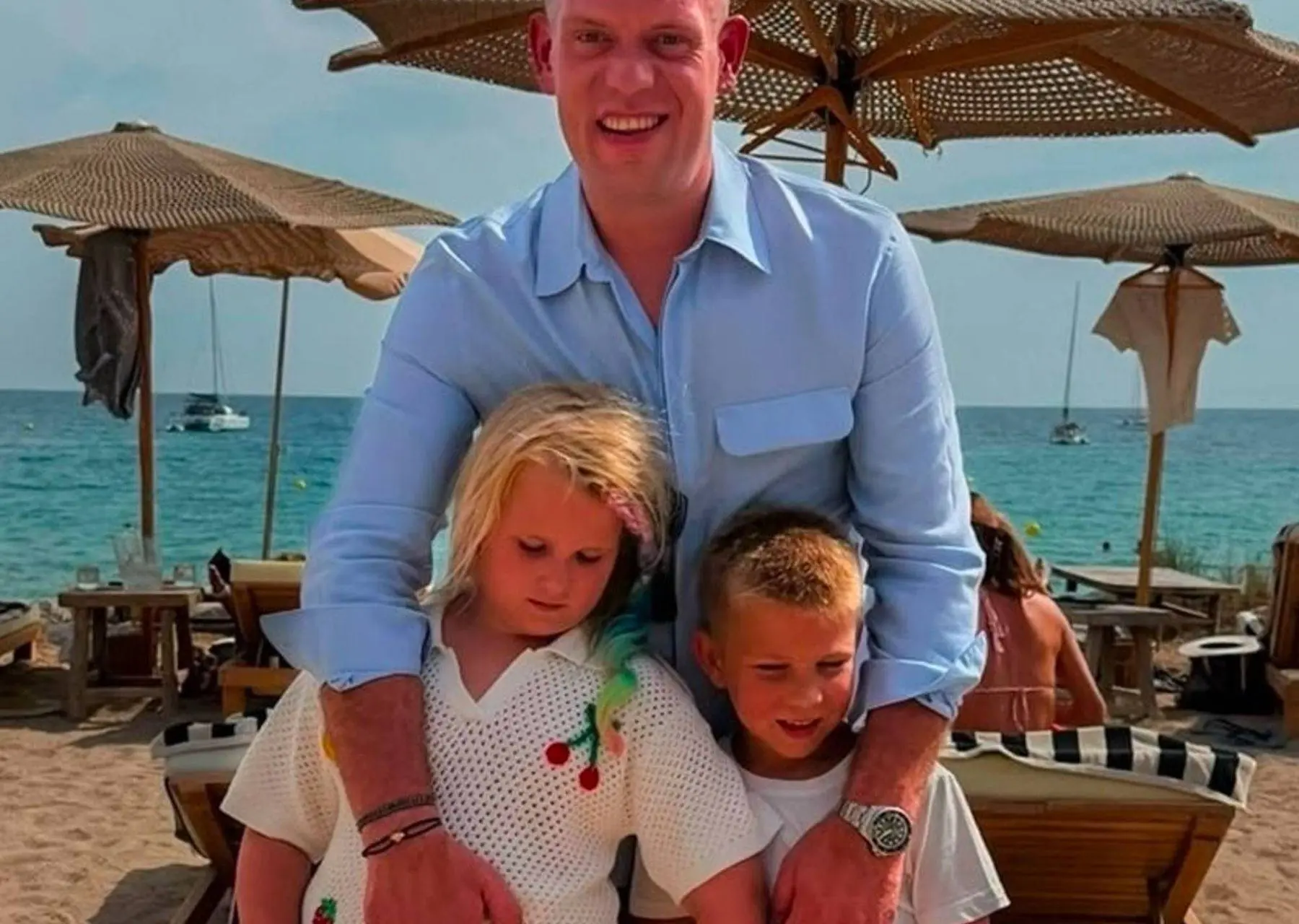 „Die besten Tage sind mit ihnen“ – Michael van Gerwen genießt den Urlaub mit seinen Kindern und ignoriert die Kritik von Vincent van der Voort