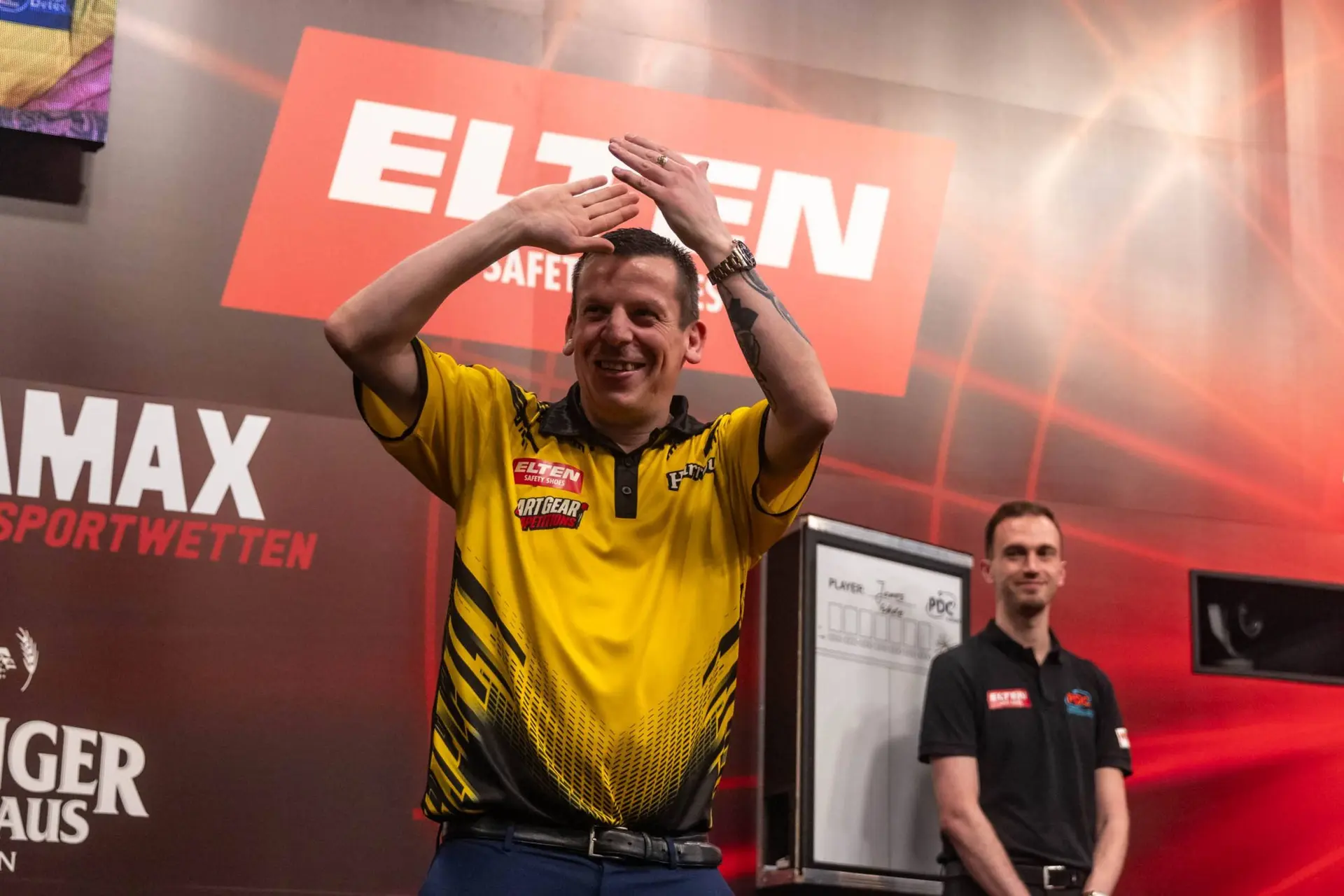 Dave Chisnall (1)
