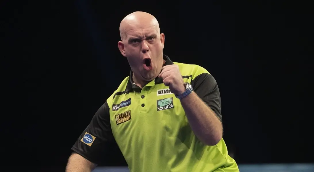 Van Gerwen zeker van groepswinst na tweede overtuigende overwinning