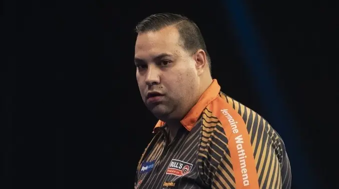 Wattimena exit op WK Darts na forse nederlaag tegen Van den Bergh