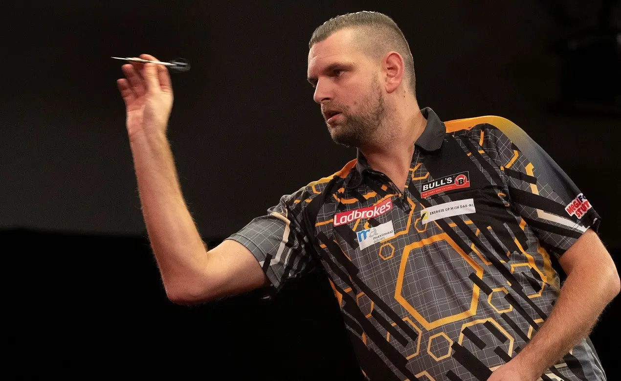 Kleermaker en Nentjes dwingen kwalificatie af voor Gibraltar Darts Trophy