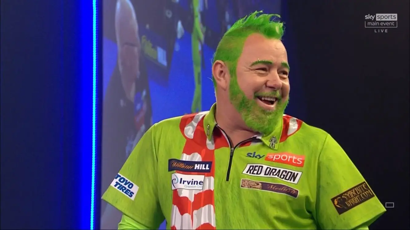 Dit zijn de tien meest opmerkelijke WK-(kerst)outfits van Peter Wright