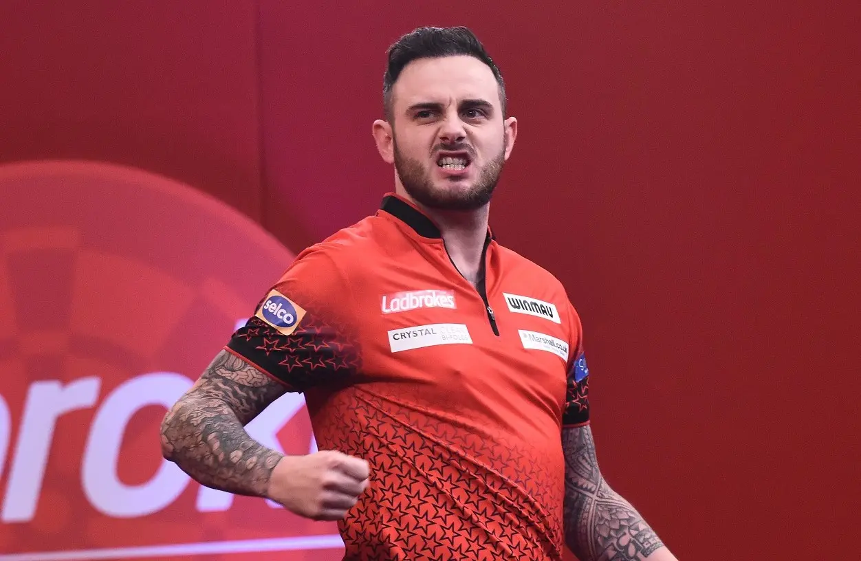 Cullen wint Players Championship-titel ten koste van Price (liveblog gesloten)