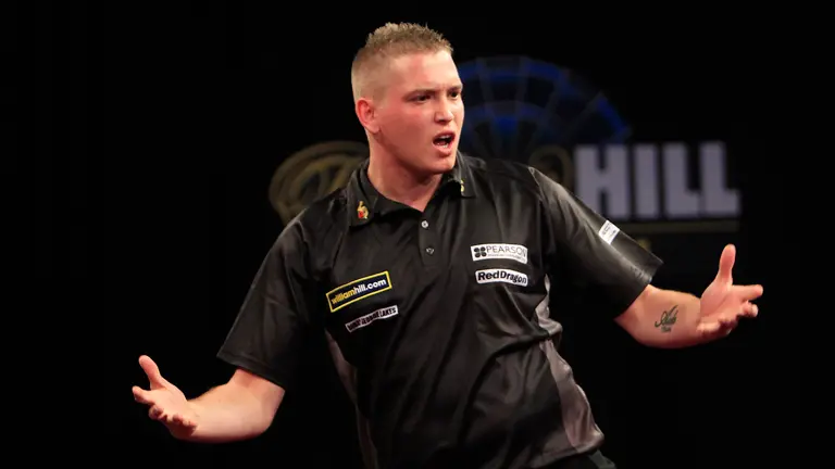 VERGETEN DARTERS: 'Richie Rich' trad slechts heel even in de voetsporen van vader Bobby George