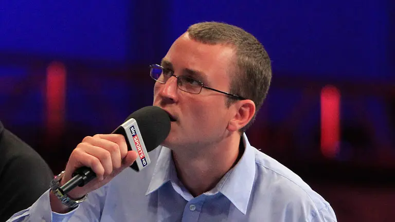 Bevins van Countdown-kampioen naar PDC-scheidsrechter: 'Nu heb ik geen 30 secondes maar 1 of 2 tellen'