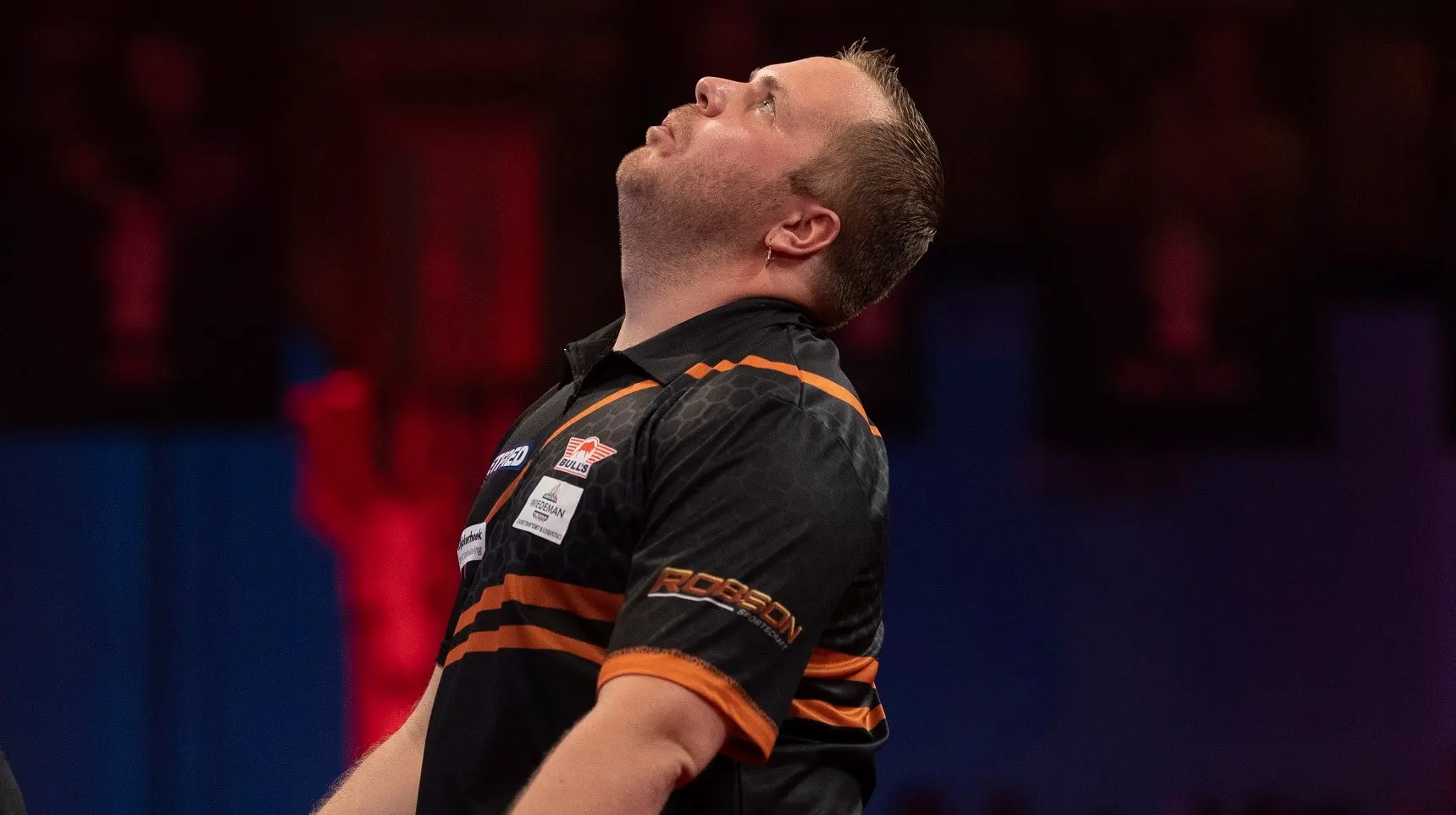 Van Duijvenbode na rollercoaster uitgeschakeld door Humphries