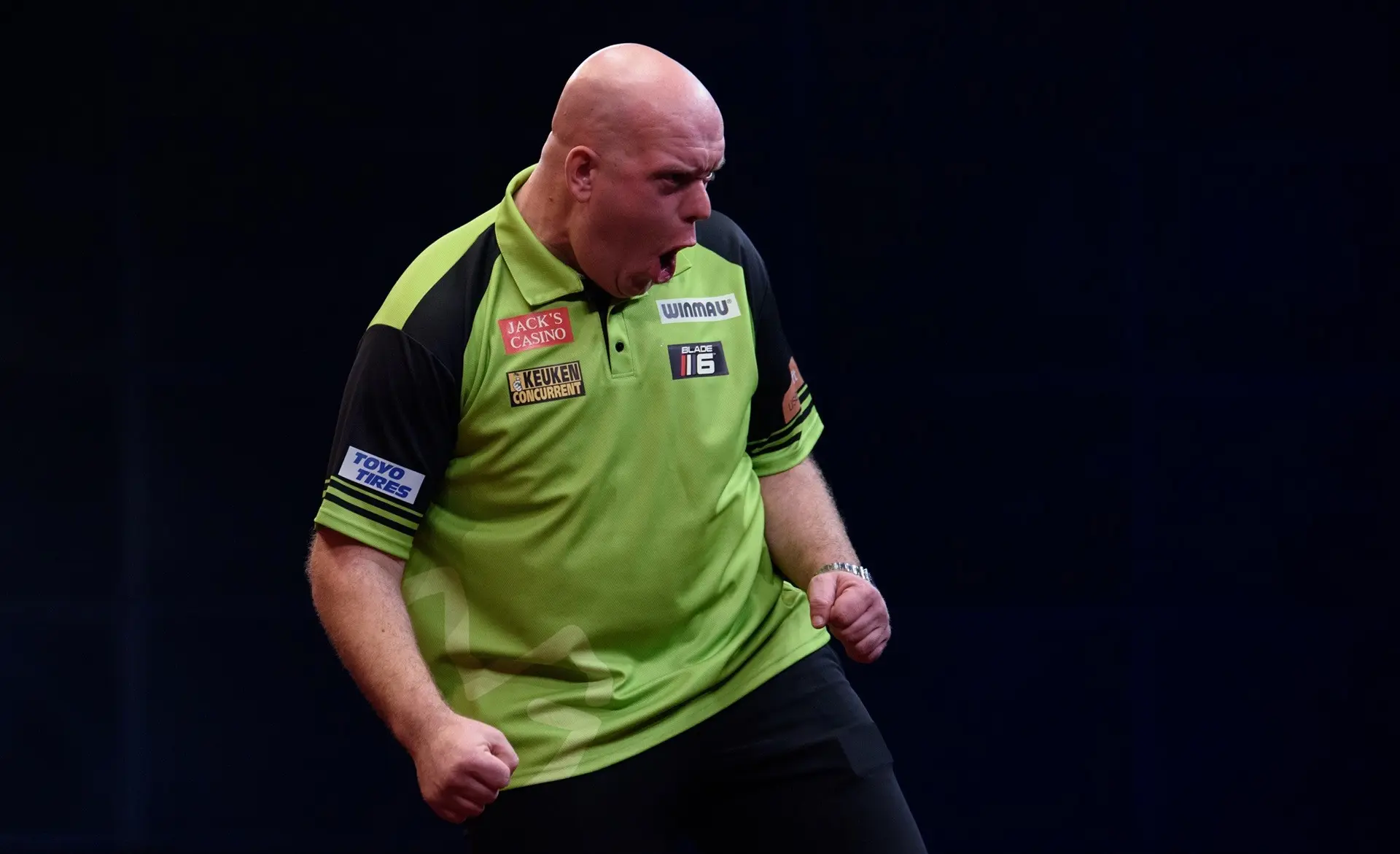 Van Gerwen verslaat Aspinall in finale op tweede dag PDC Super Series 8 (liveblog gesloten)
