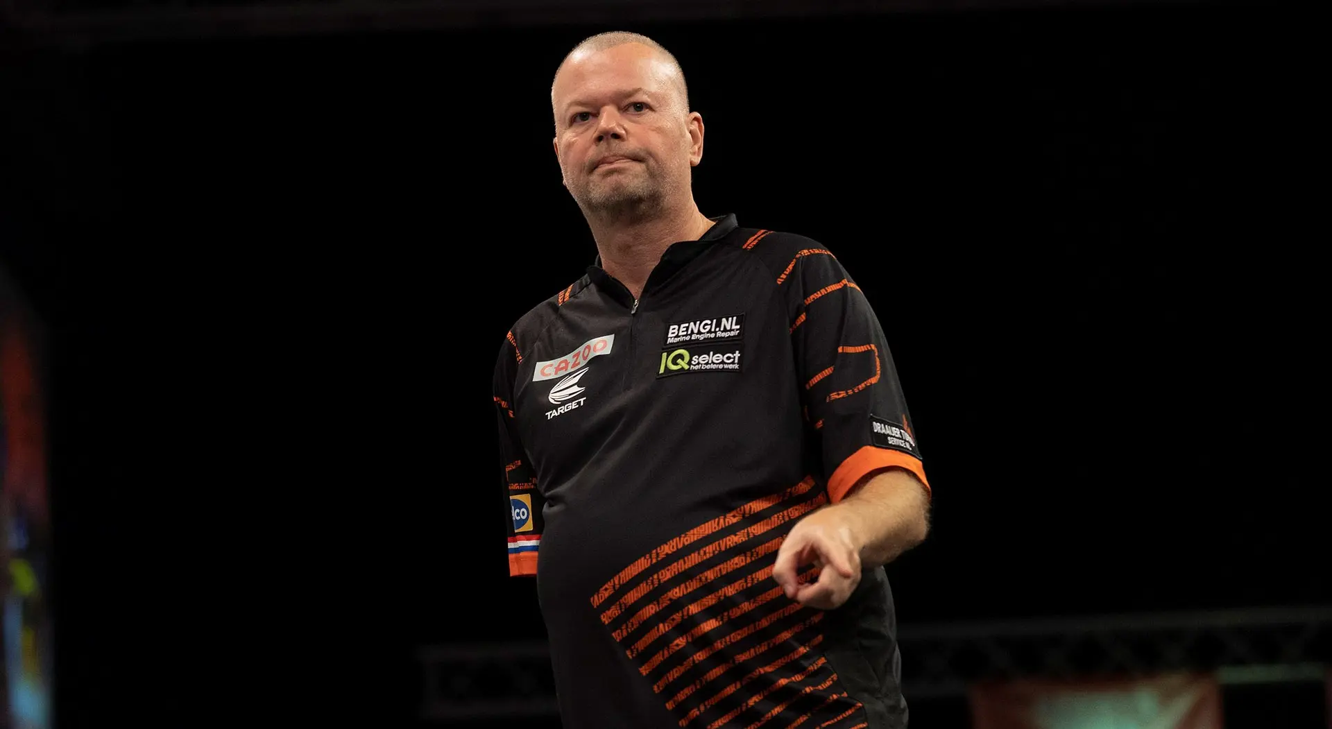 Van der Voort en Van Barneveld ten koste van landgenoot naar tweede ronde op Players Championship Finals