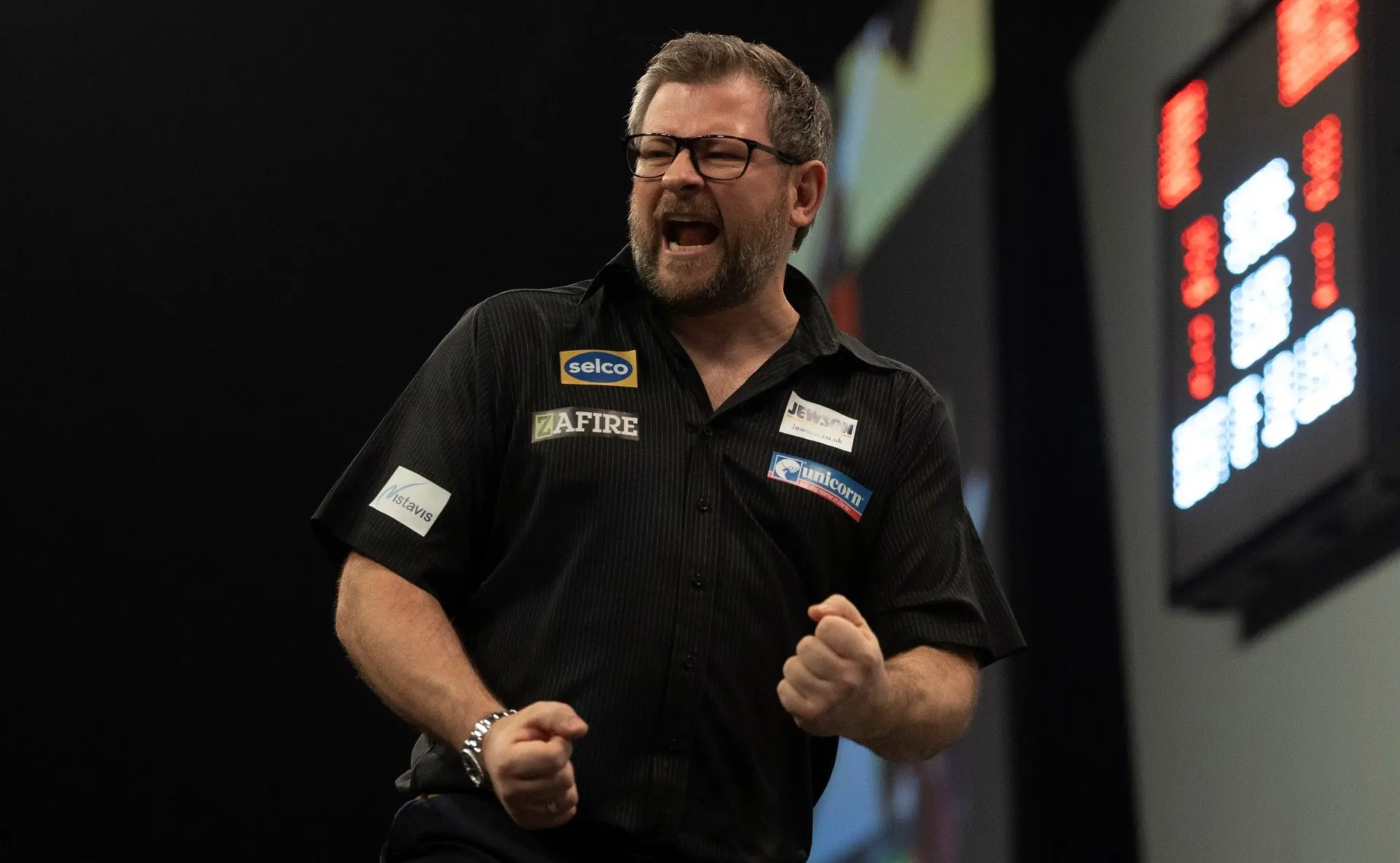 Ouderwets constante James Wade verslaat Chris Dobey op Grand Slam of Darts