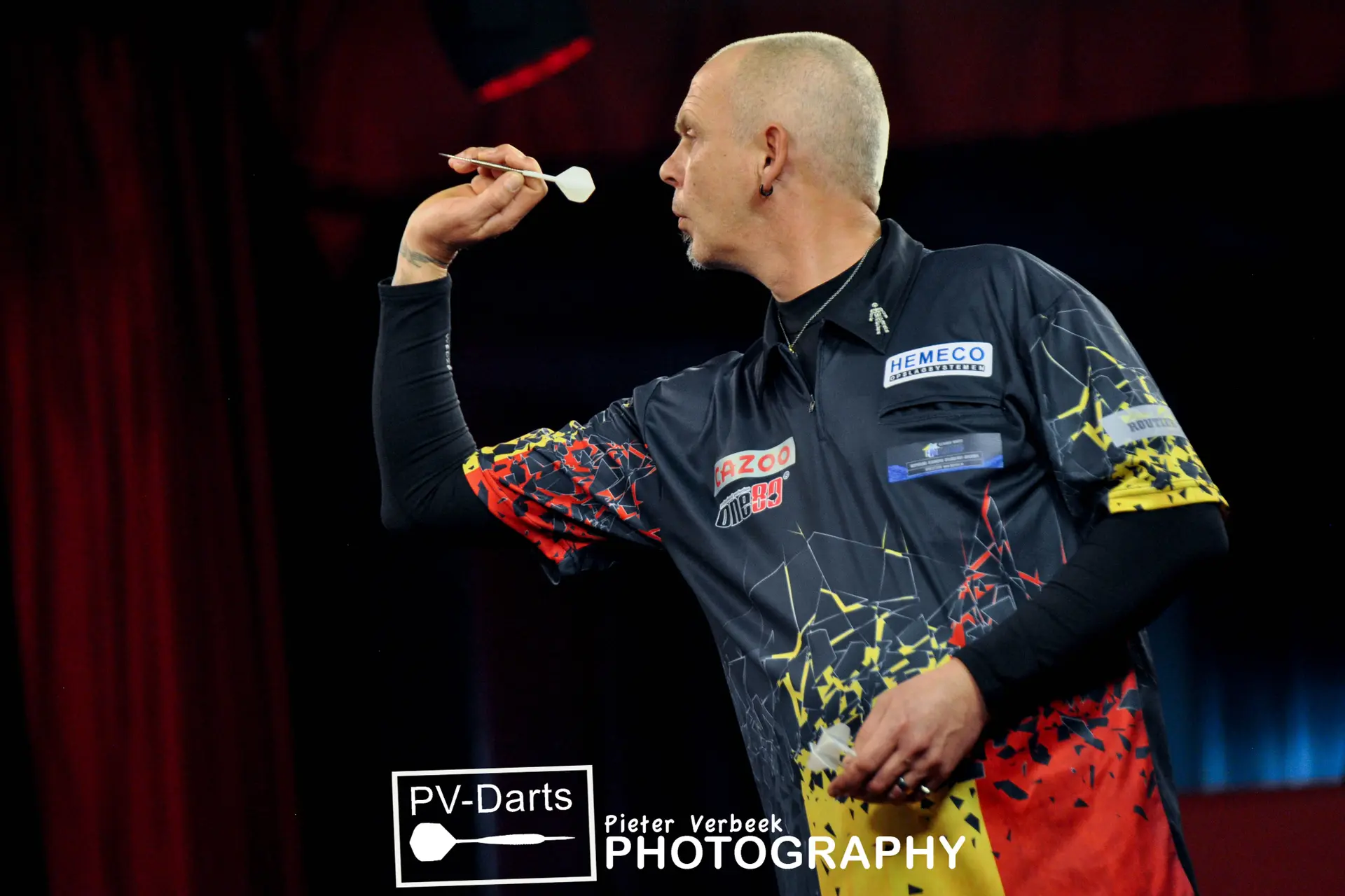 Vandenbogaerde tekent contract bij Bull's Darts NL