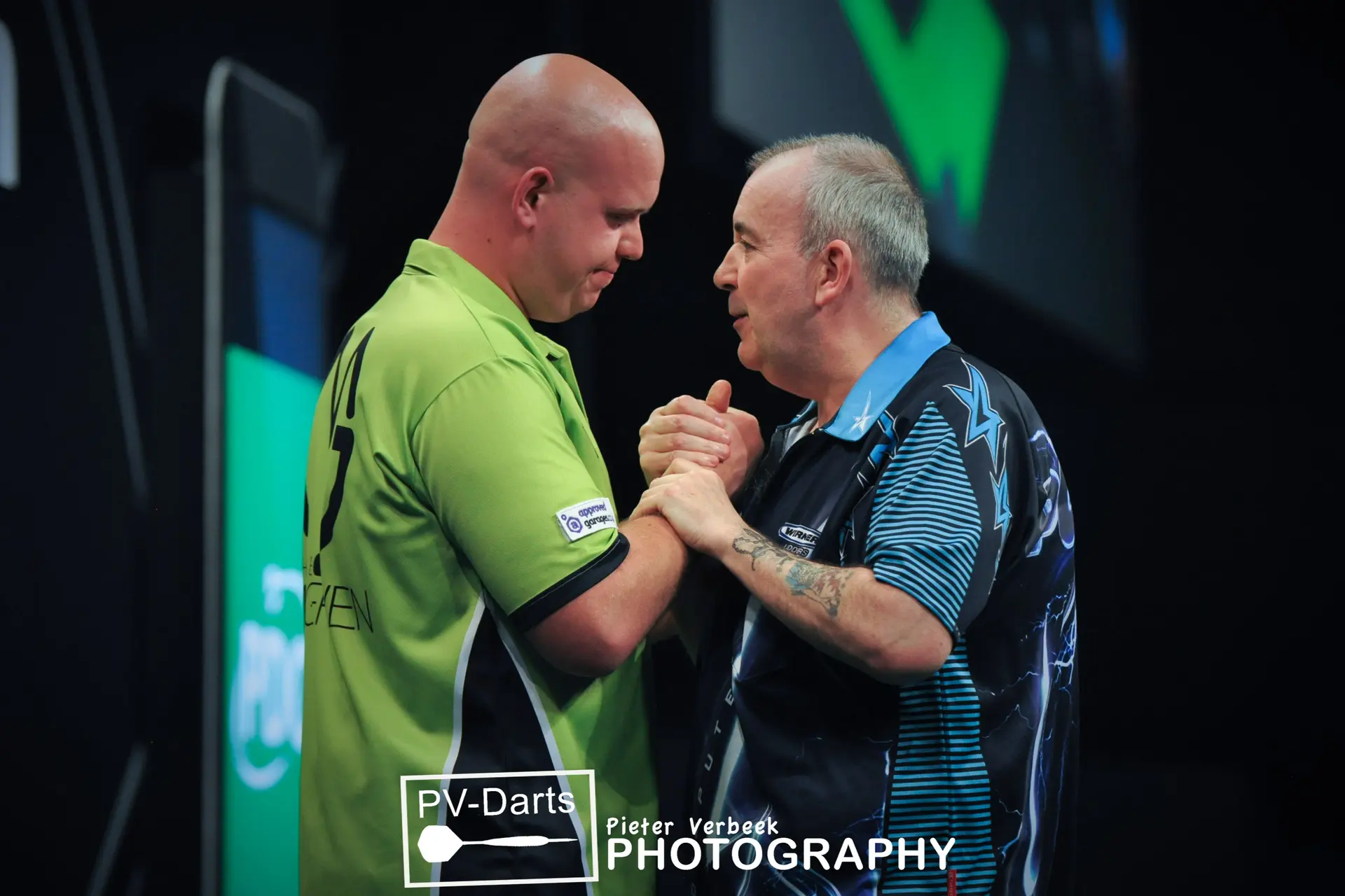 Phil Taylor ziet Michael van Gerwen niet naar behoren presteren: ''Dat zal hij absoluut niet prettig vinden''