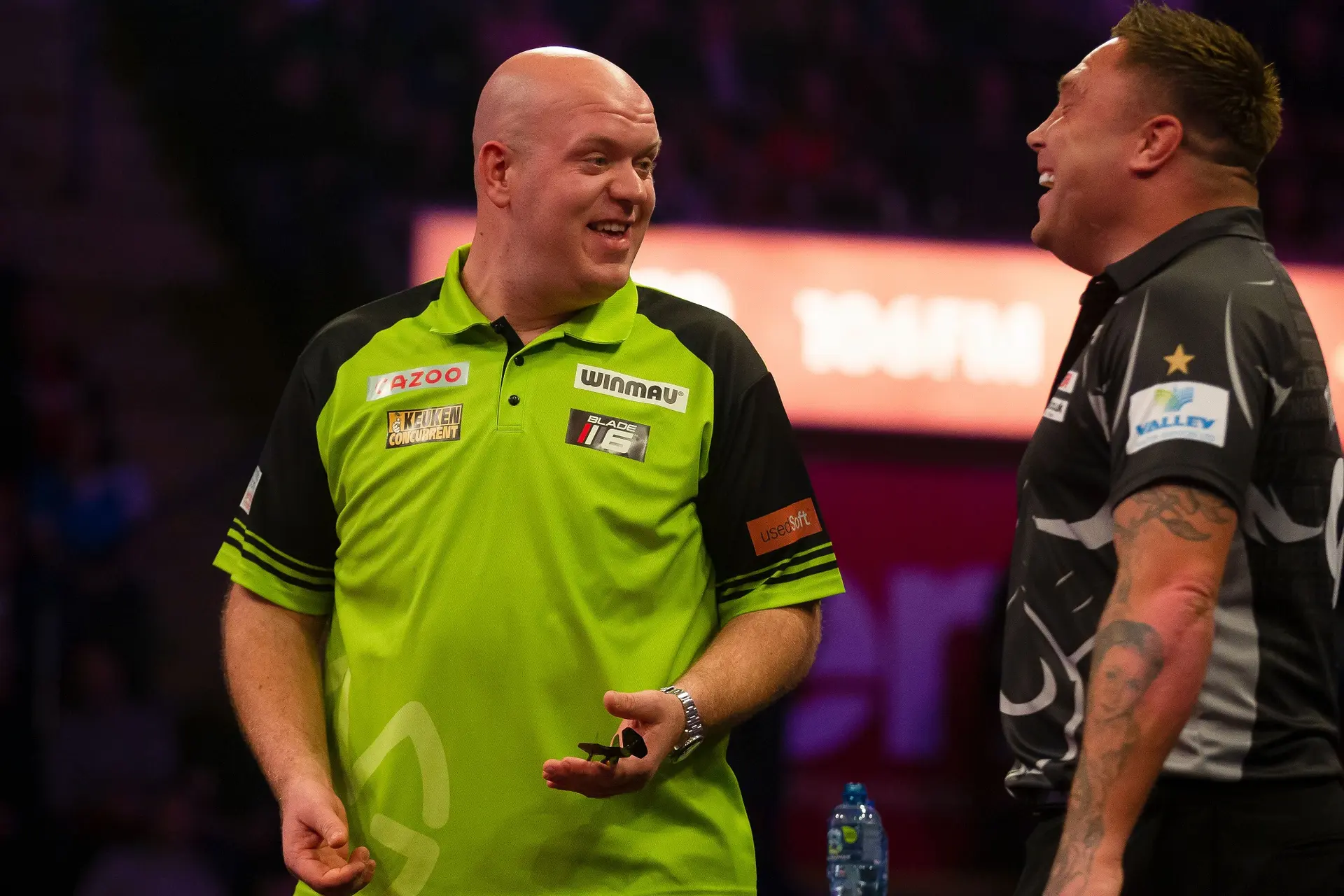 Voorbeschouwing vierde speelronde Premier League Darts in Belfast: niet geheel fitte Van Gerwen maakt rentree tegen Price, Van Veen treft Rock
