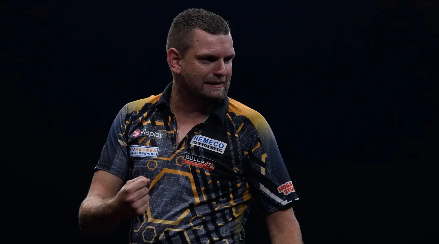 Kleermaker met gemak geplaatst voor tweede ronde op het WK Darts