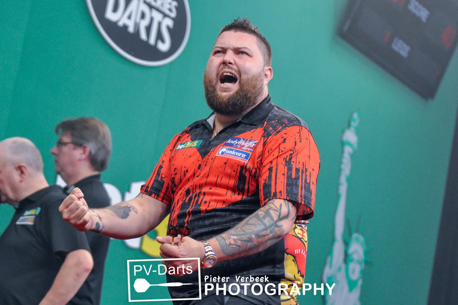 Smith pakt ten koste van Van Gerwen titel op US Darts Masters