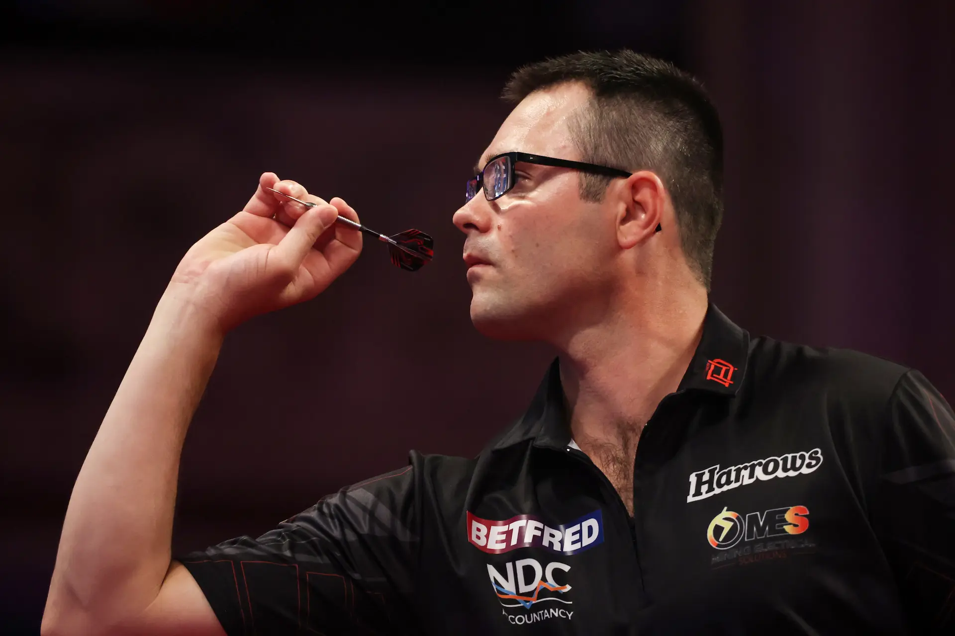 Damon Heta verslaat verrassend eenvoudig Josh Rock