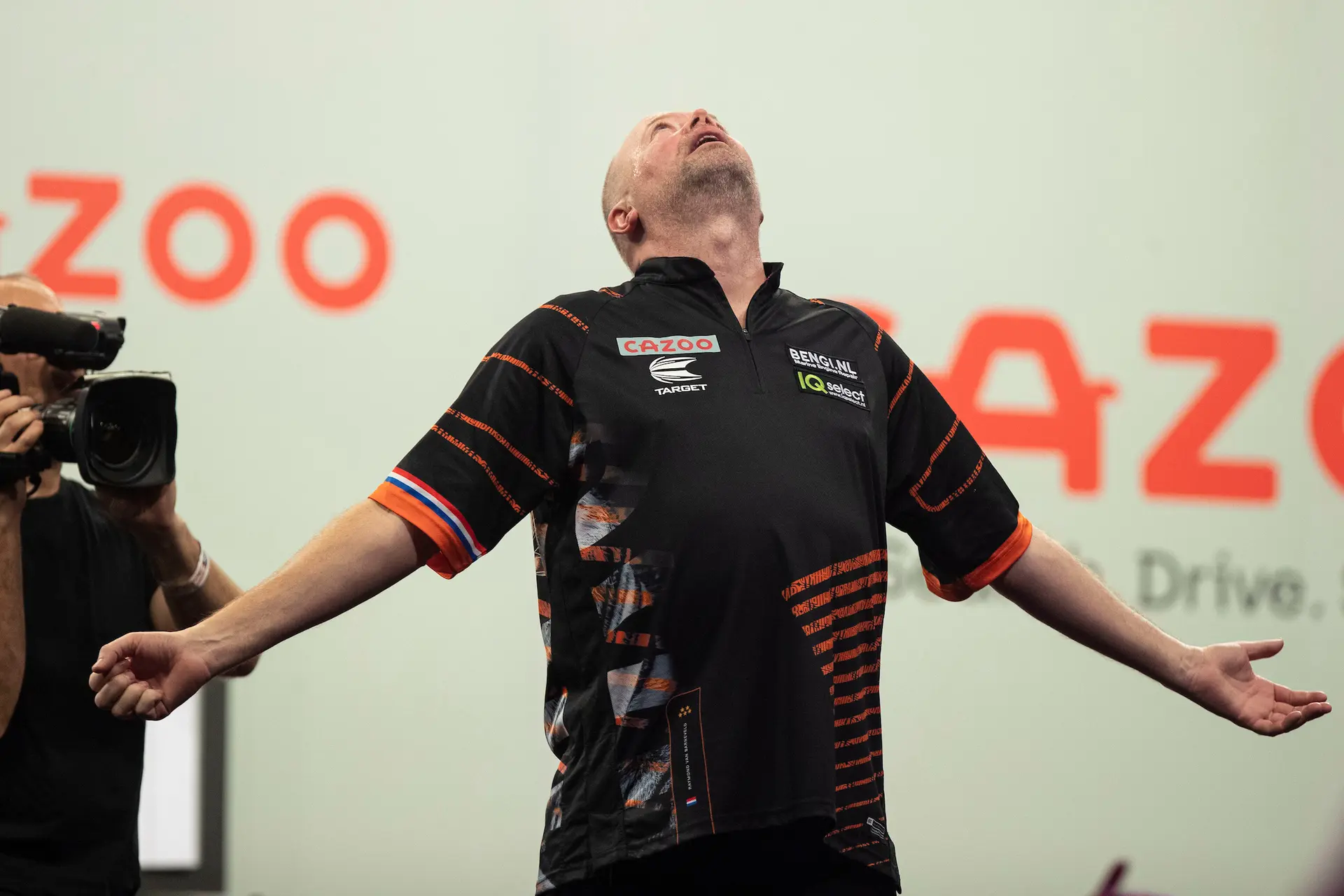 BARNEY ON FIRE: Statistiek toont geweldige vorm van Van Barneveld