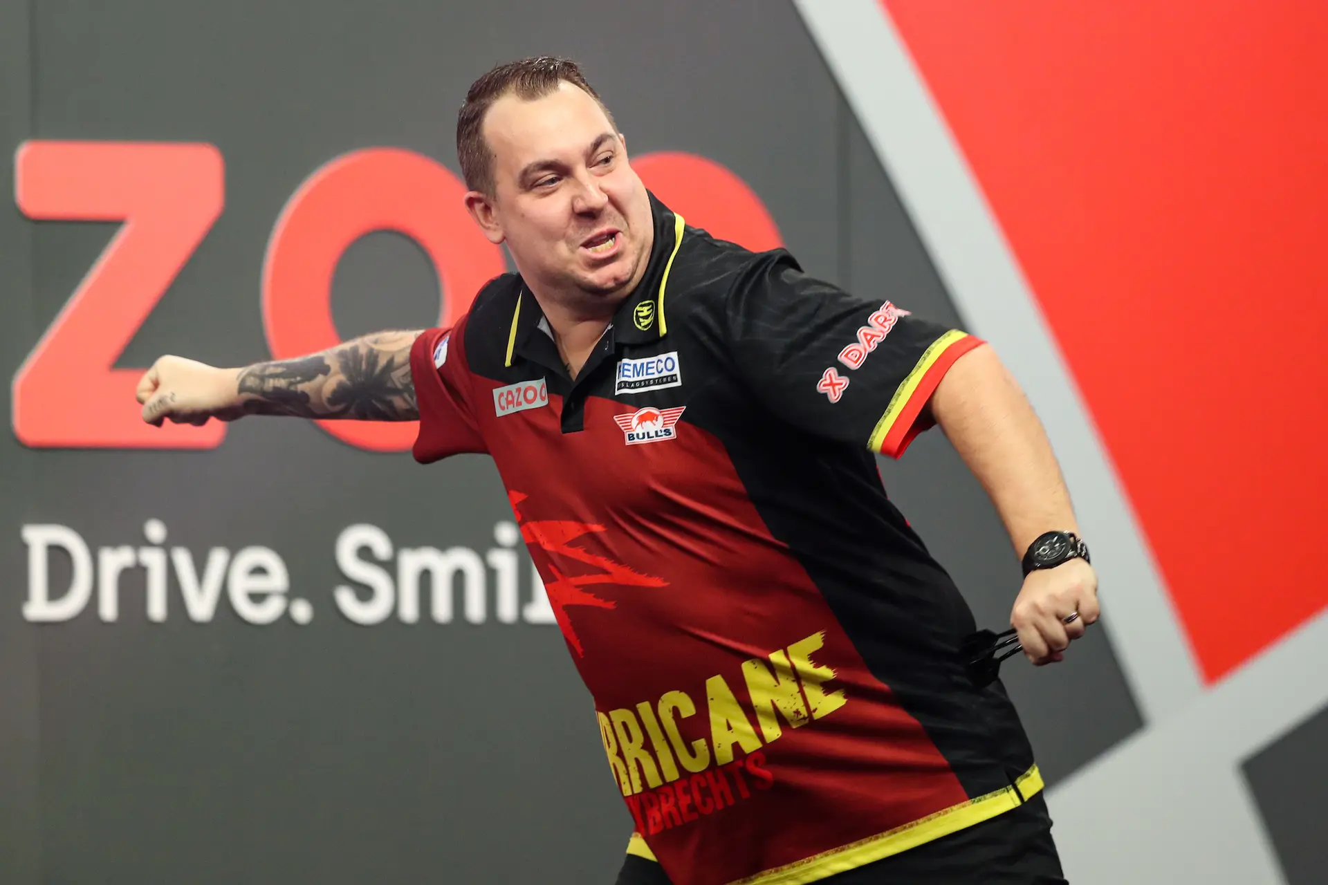 Kim Huybrechts verovert zijn eerste PDC-titel sinds 2015