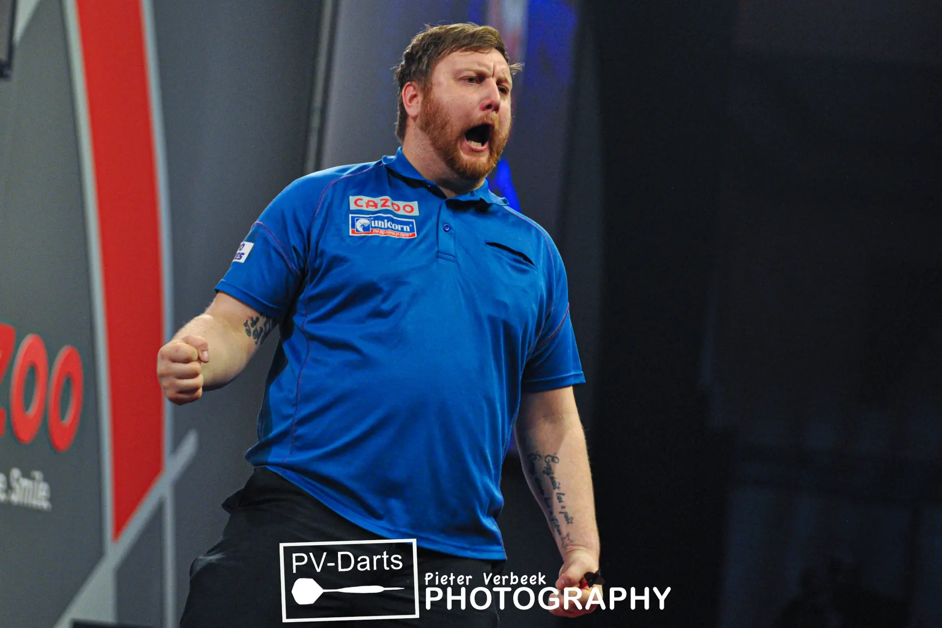 Menzies rekent bij debuut op PDC-WK af met Portela en treft Van der Voort in volgende ronde