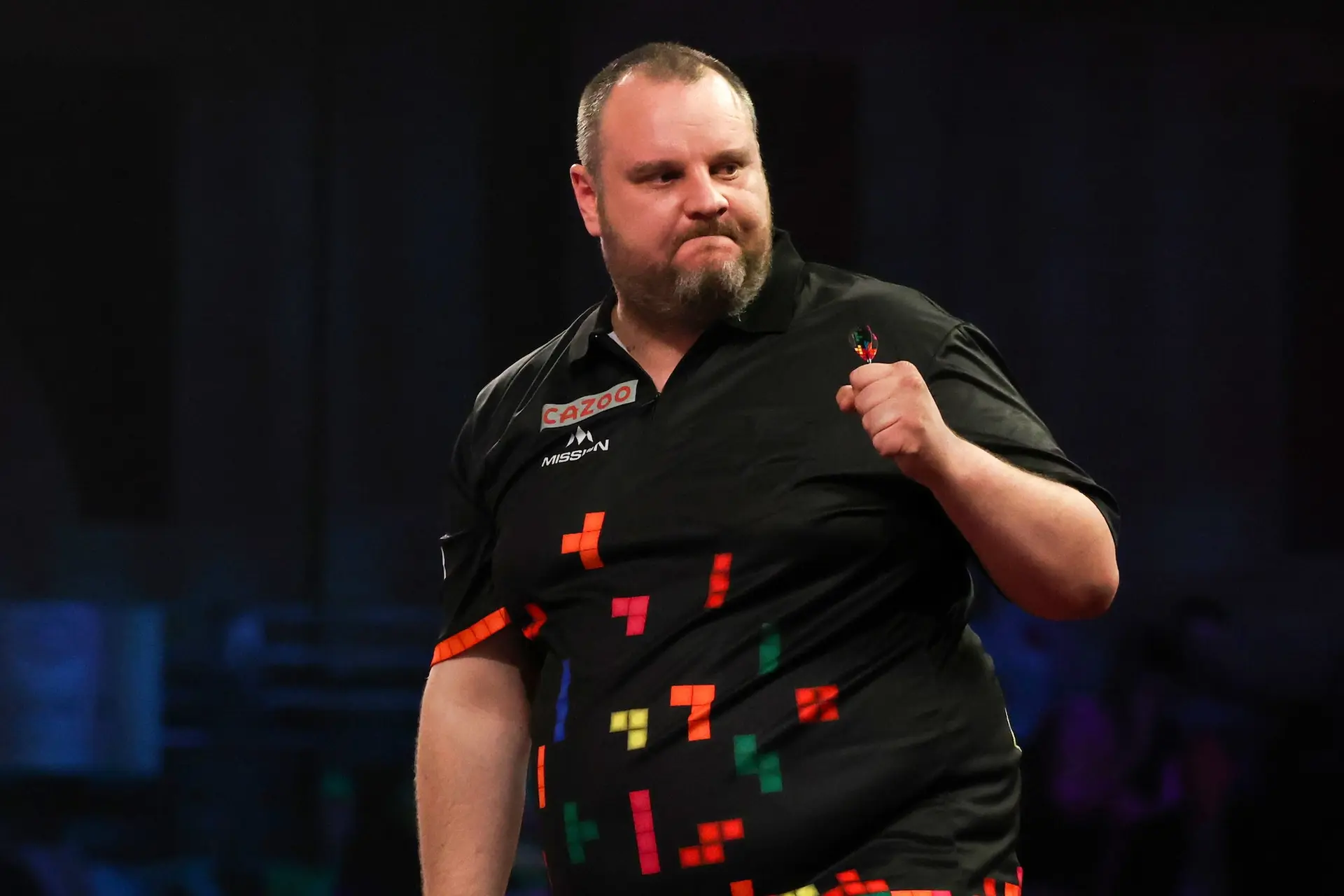 Ryan Joyce knikkert Nathan Aspinall na zenuwslopende partij uit de World Grand Prix